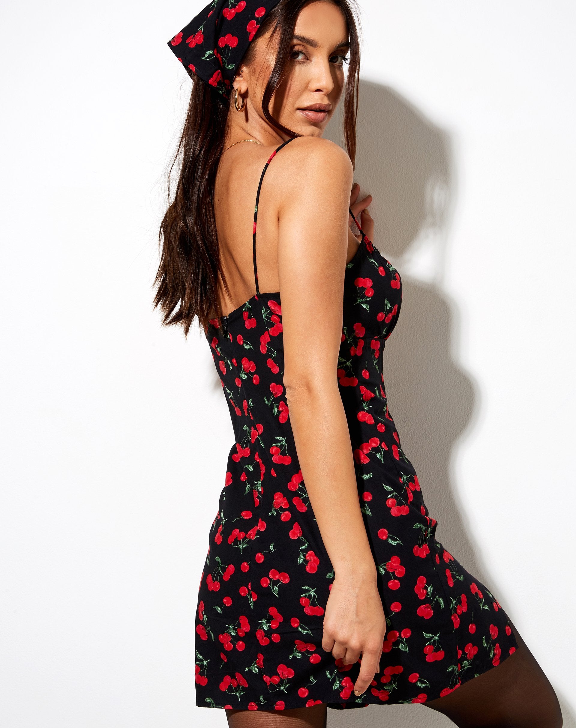 Imagen de FAMALA VESTIDO CEREZAS NEGRO