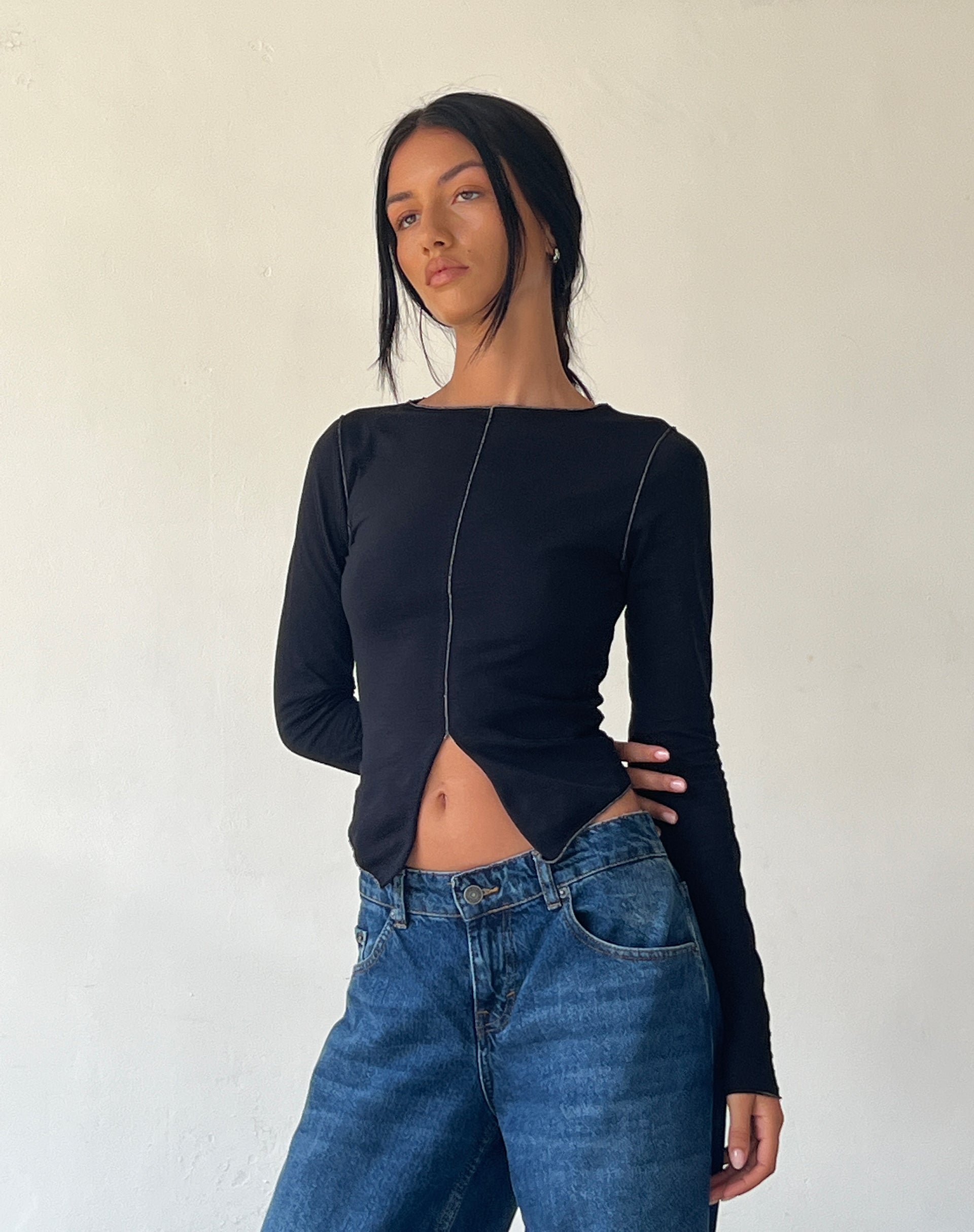 imagen de Fenrin Camiseta de manga larga Butterfly Jersey Top en Negro