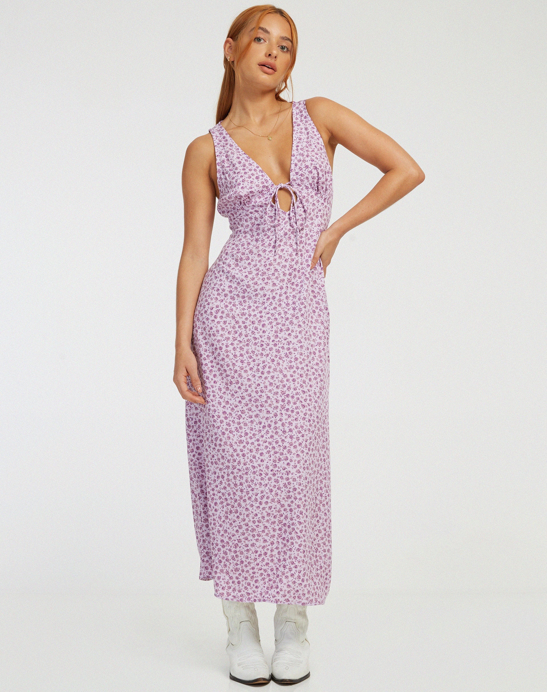 imagen de Fiaso Midi Dress in Ditsy Rose Lilac
