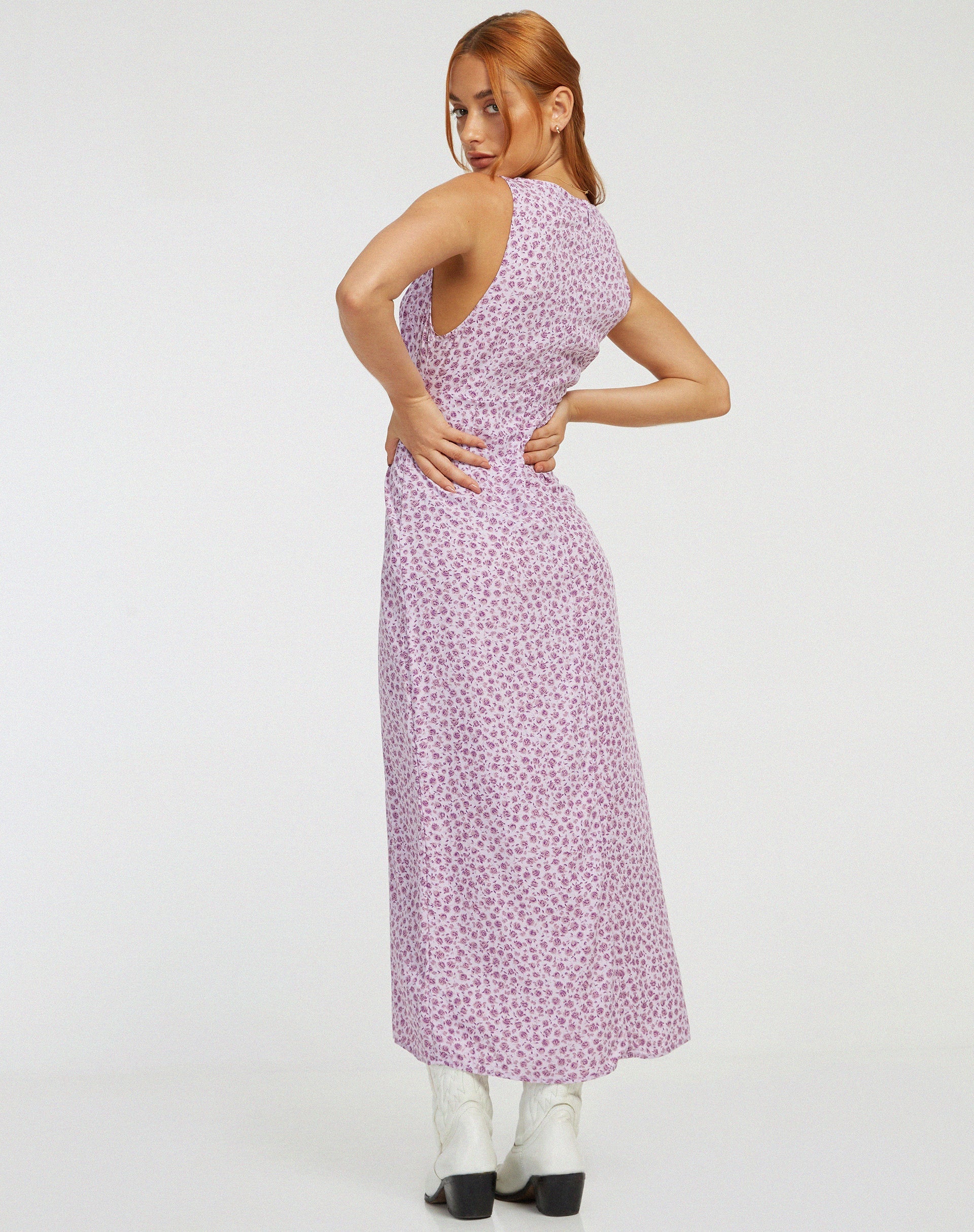 imagen de Fiaso Midi Dress in Ditsy Rose Lilac