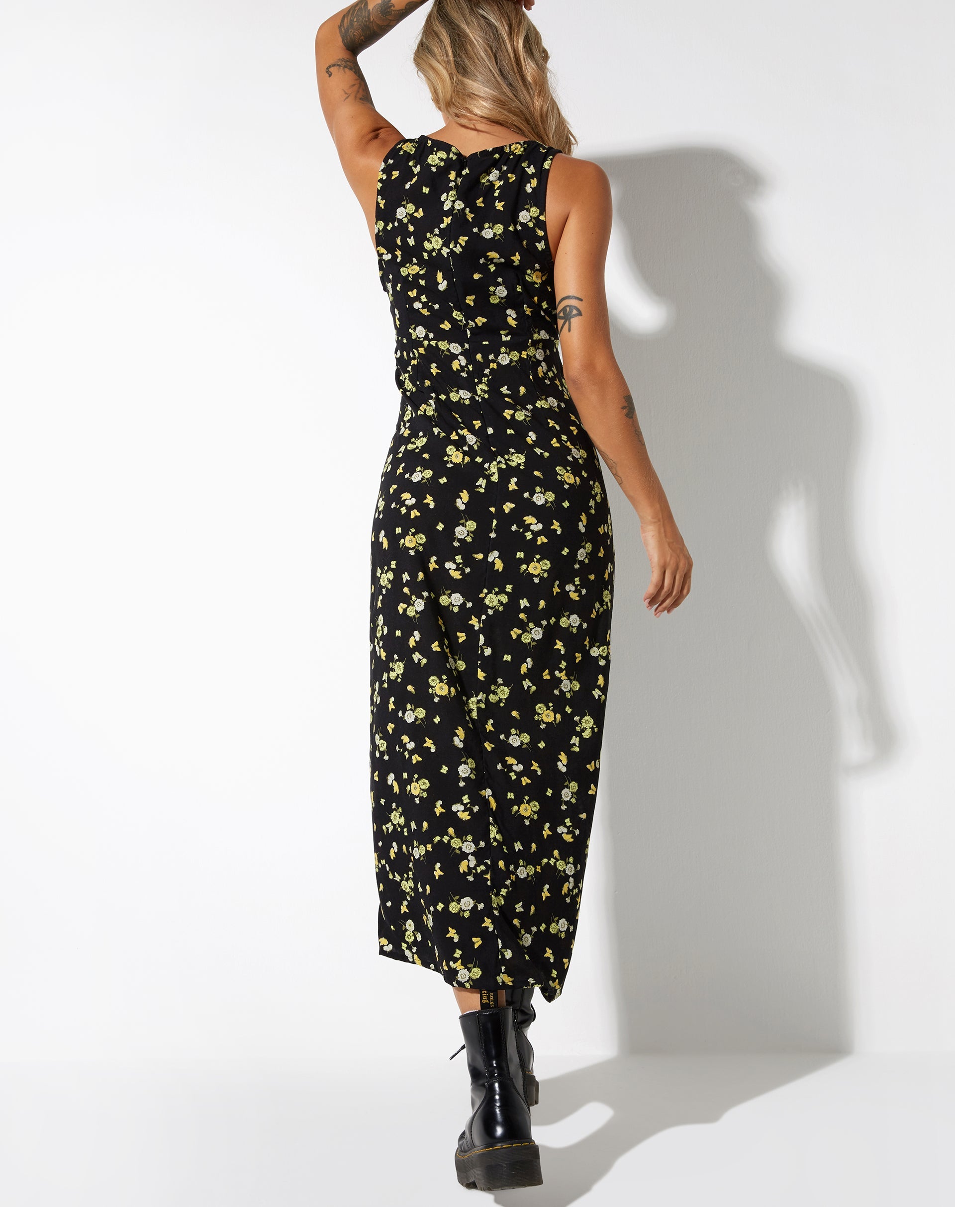 imagen de Fiaso Midi Dress in Lemon and Lime Black
