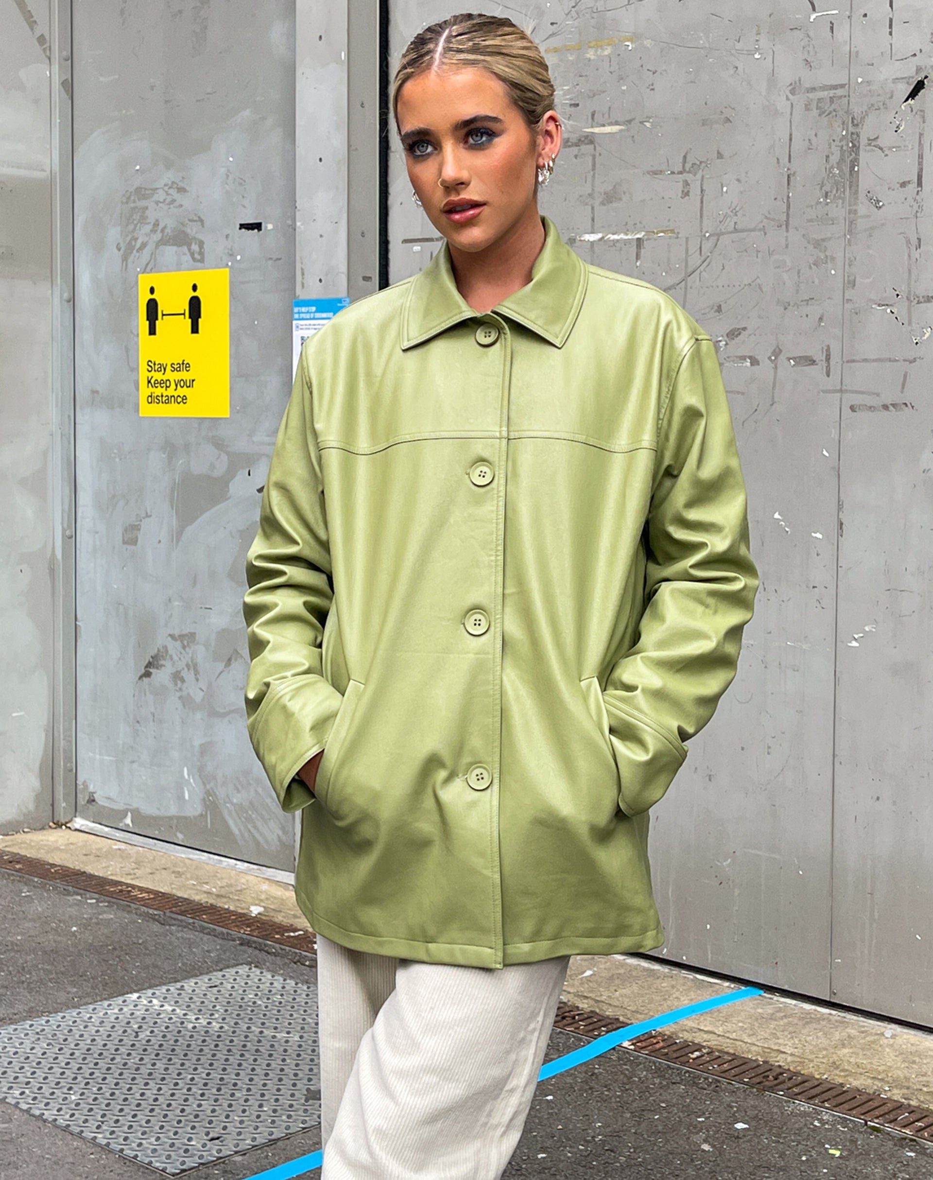 Imagen de MOTEL X OLIVIA NEILL Chaqueta Walta en Pu Verde