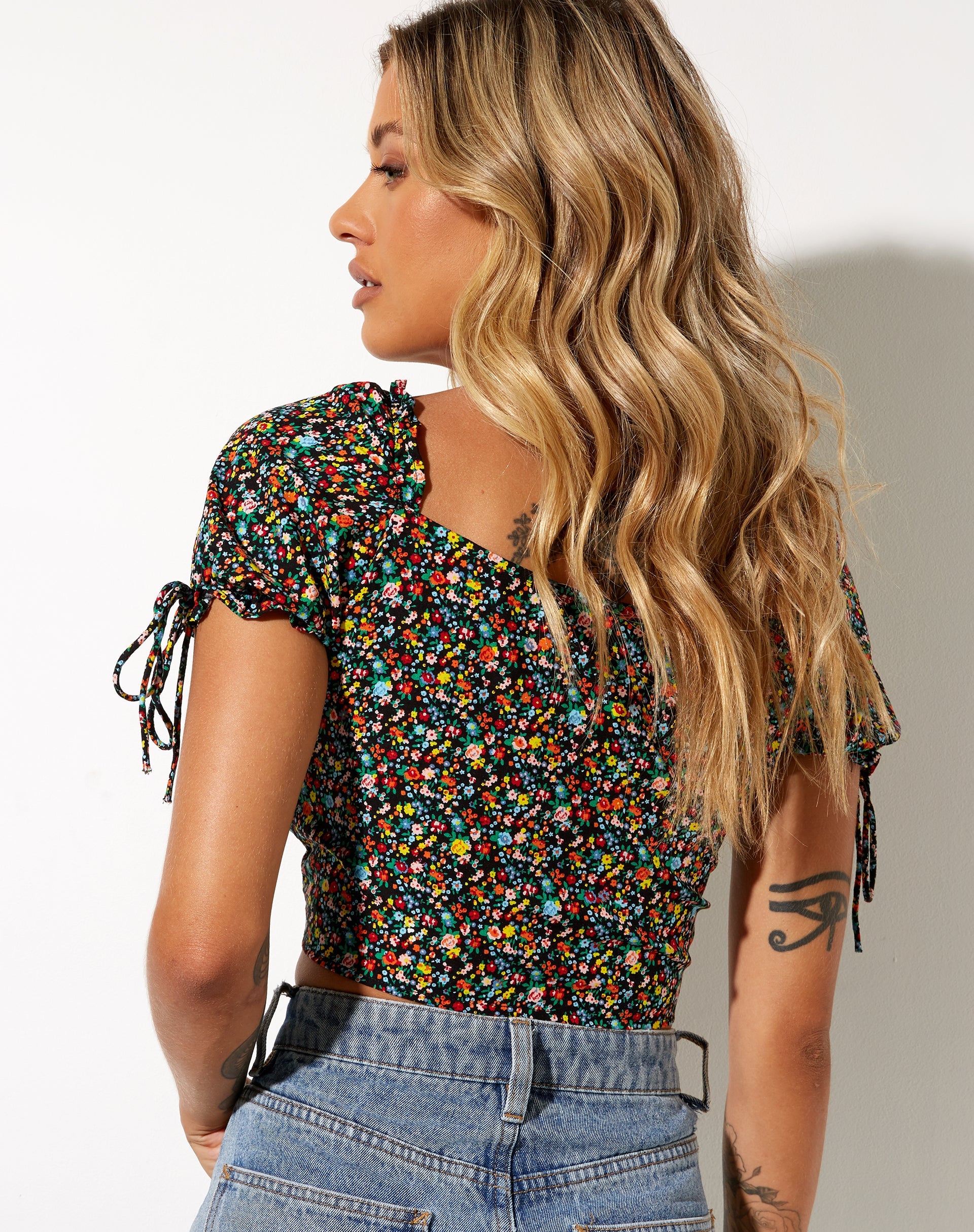 Imagen de Flaba Crop Top en Kenny Floral