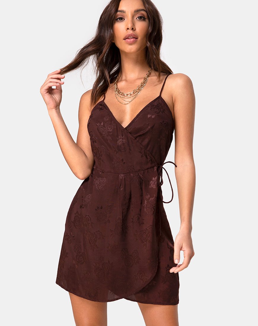 Imagen de Furiosa Wrap Dress in Satin Rose Cocoa