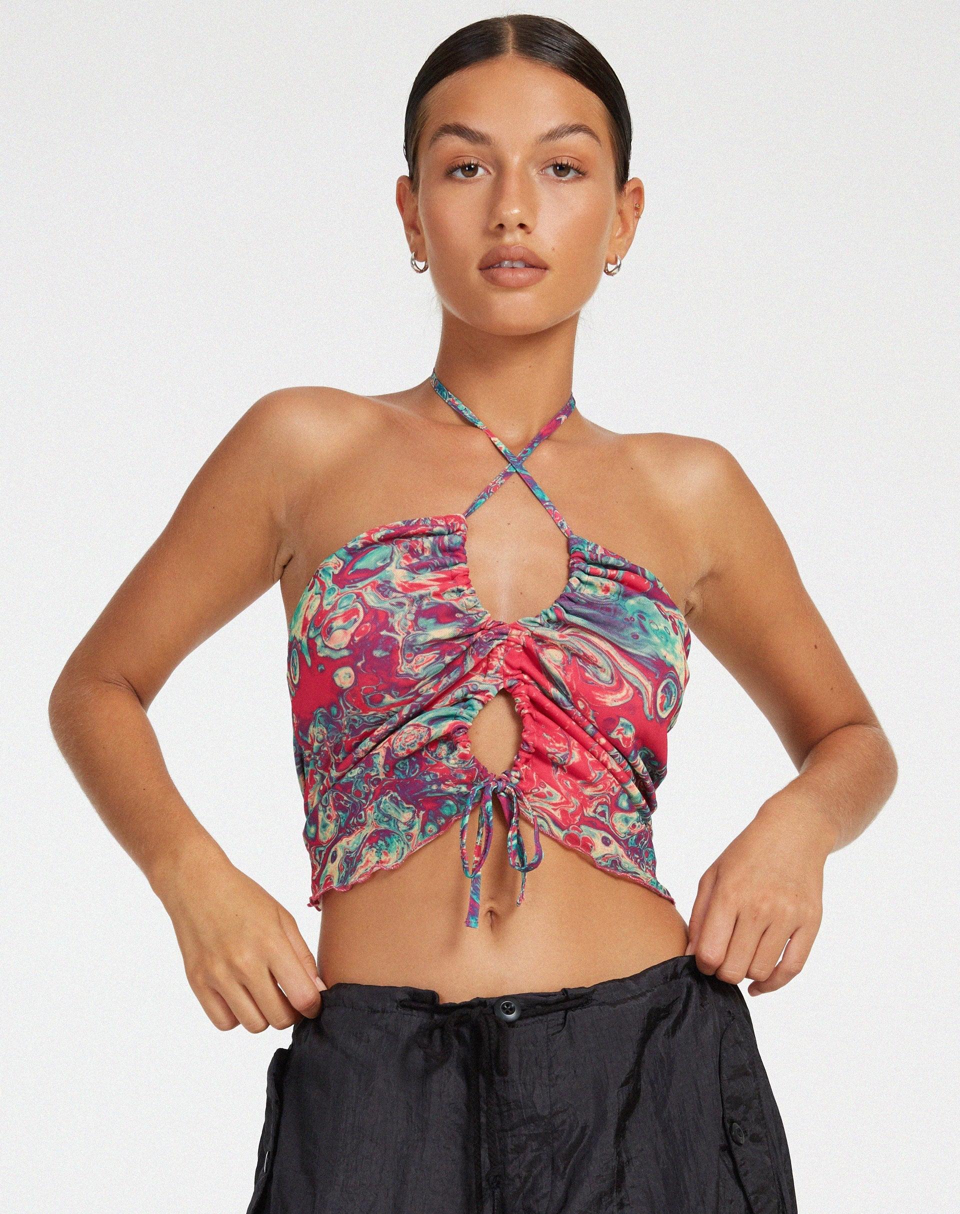 imagen de Fusena Cutout Top in Festival Print