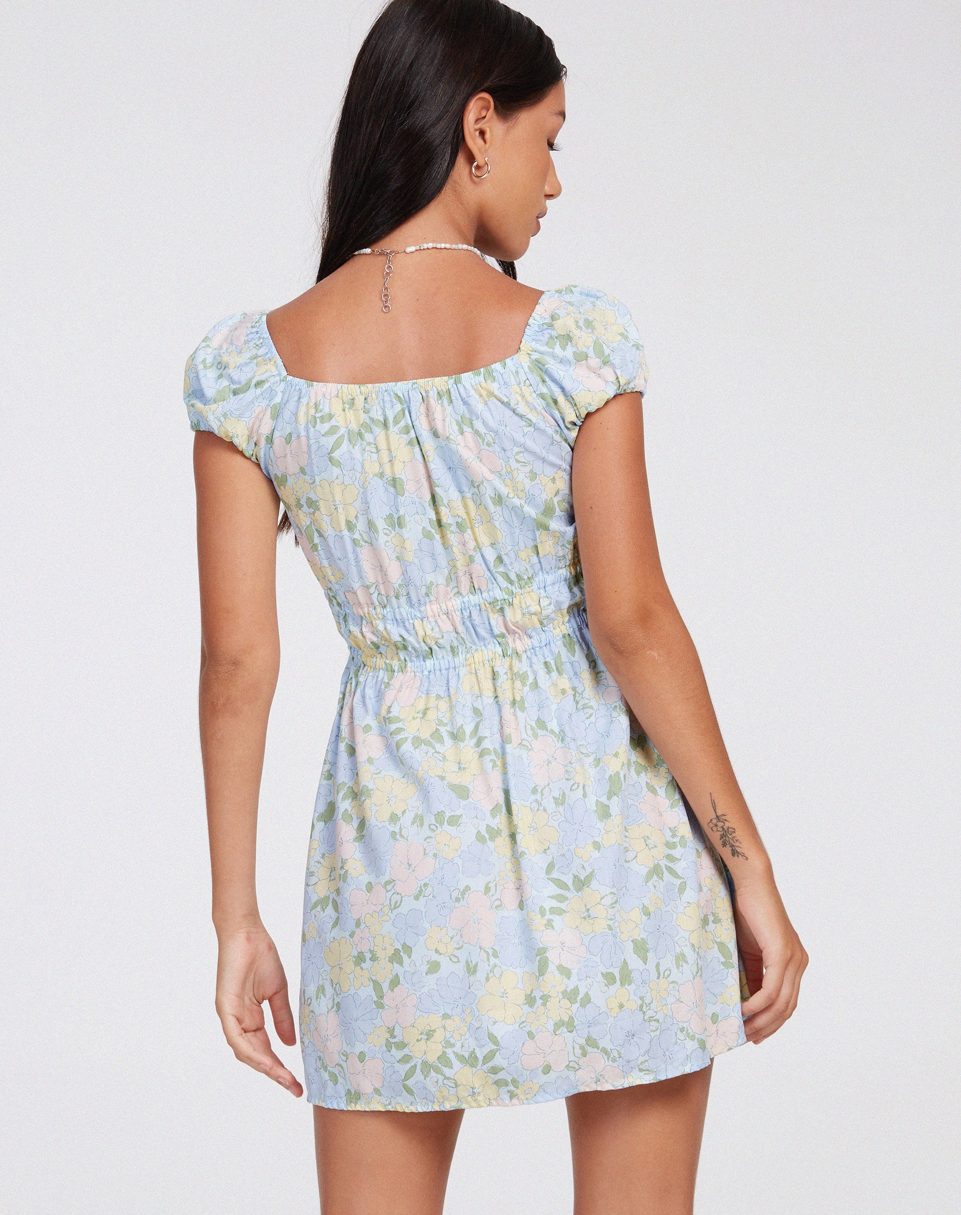 imagen de Galova Mini Dress in Washed Out Pastel Floral