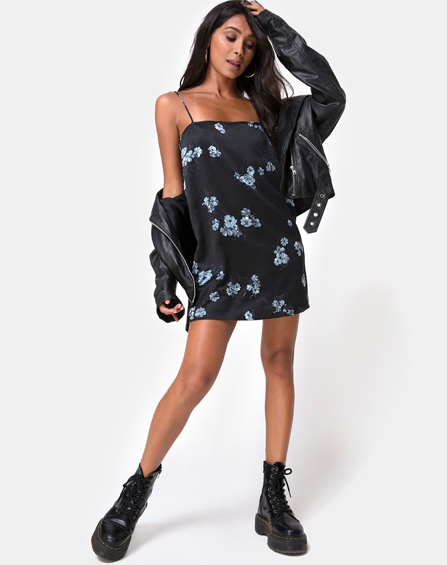 Imagen de Gashi Slip Dress en Mono Flor Satén Negro