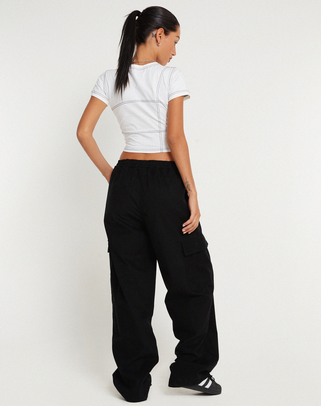 Pantalón cargo de pata ancha Geona en negro
