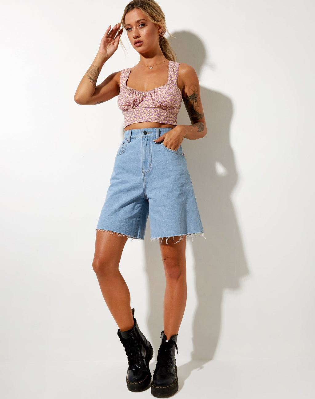 Gilda Crop Top en Flower Fun Lila Limón