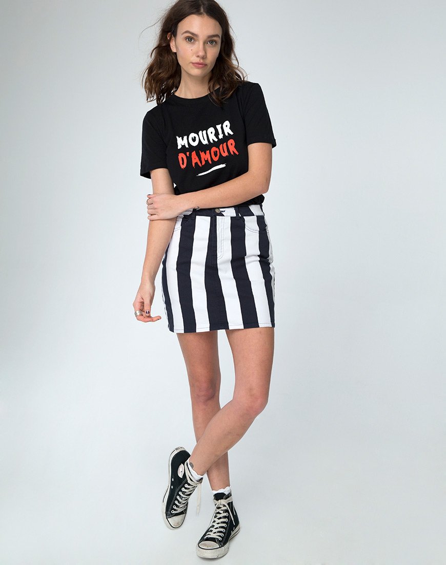 Imagen de Girl Fit Tee in Mourir Damor Negro