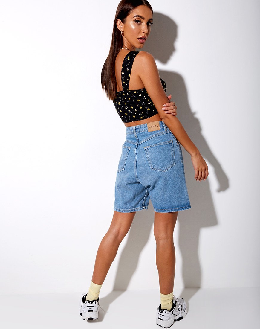 Imagen de Gladis Vest Crop Top en Pretty Petal Negro