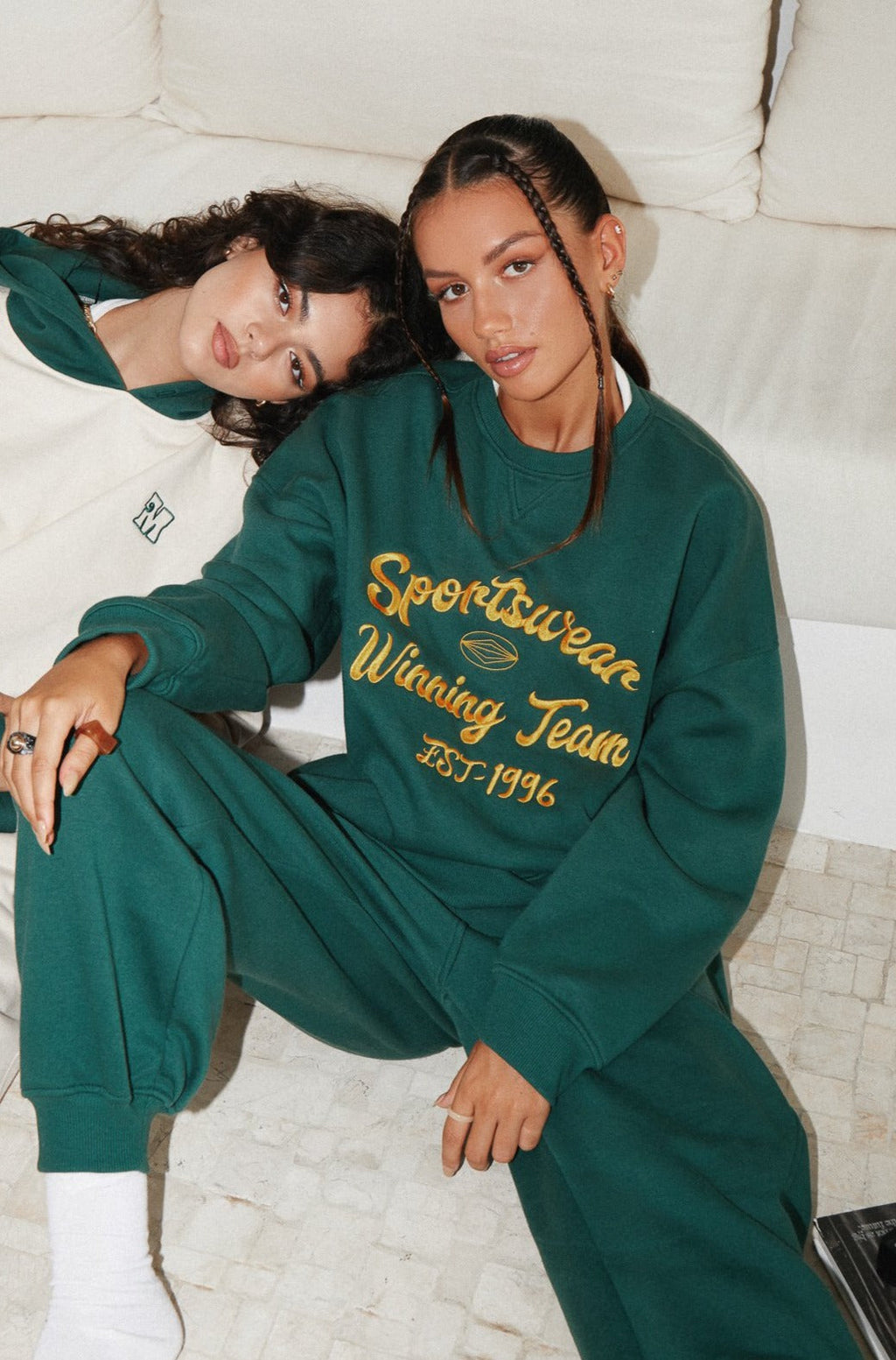 Sudadera Glan en verde bosque con bordado Winning Team Mix