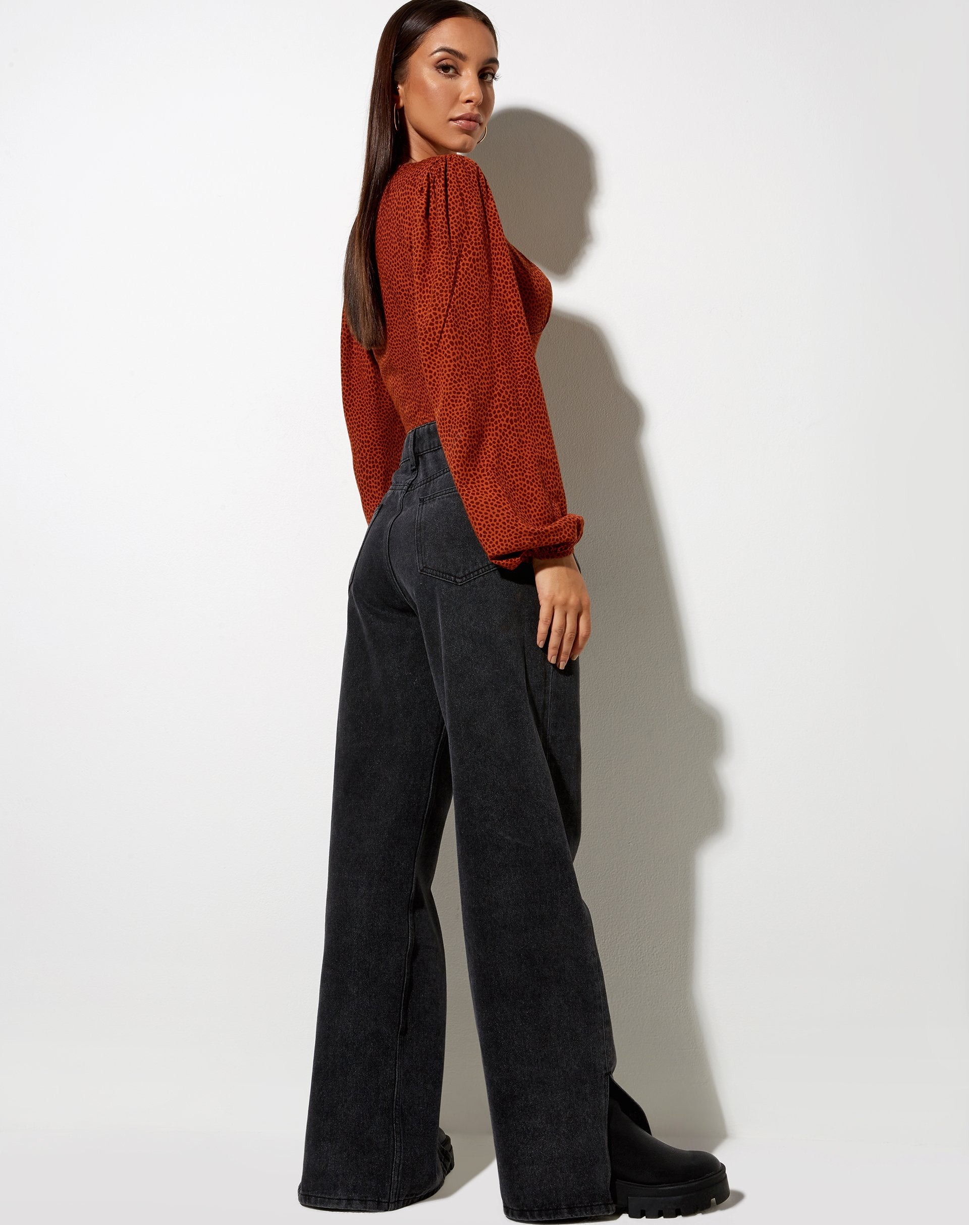 Imagen de Glario Crop Top en Mini Croc Marrón