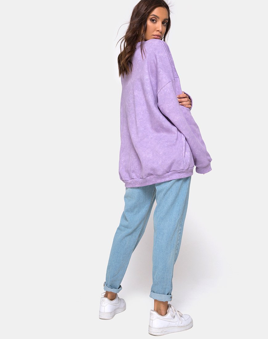 Imagen de sudadera Glo en morado lavado ácido