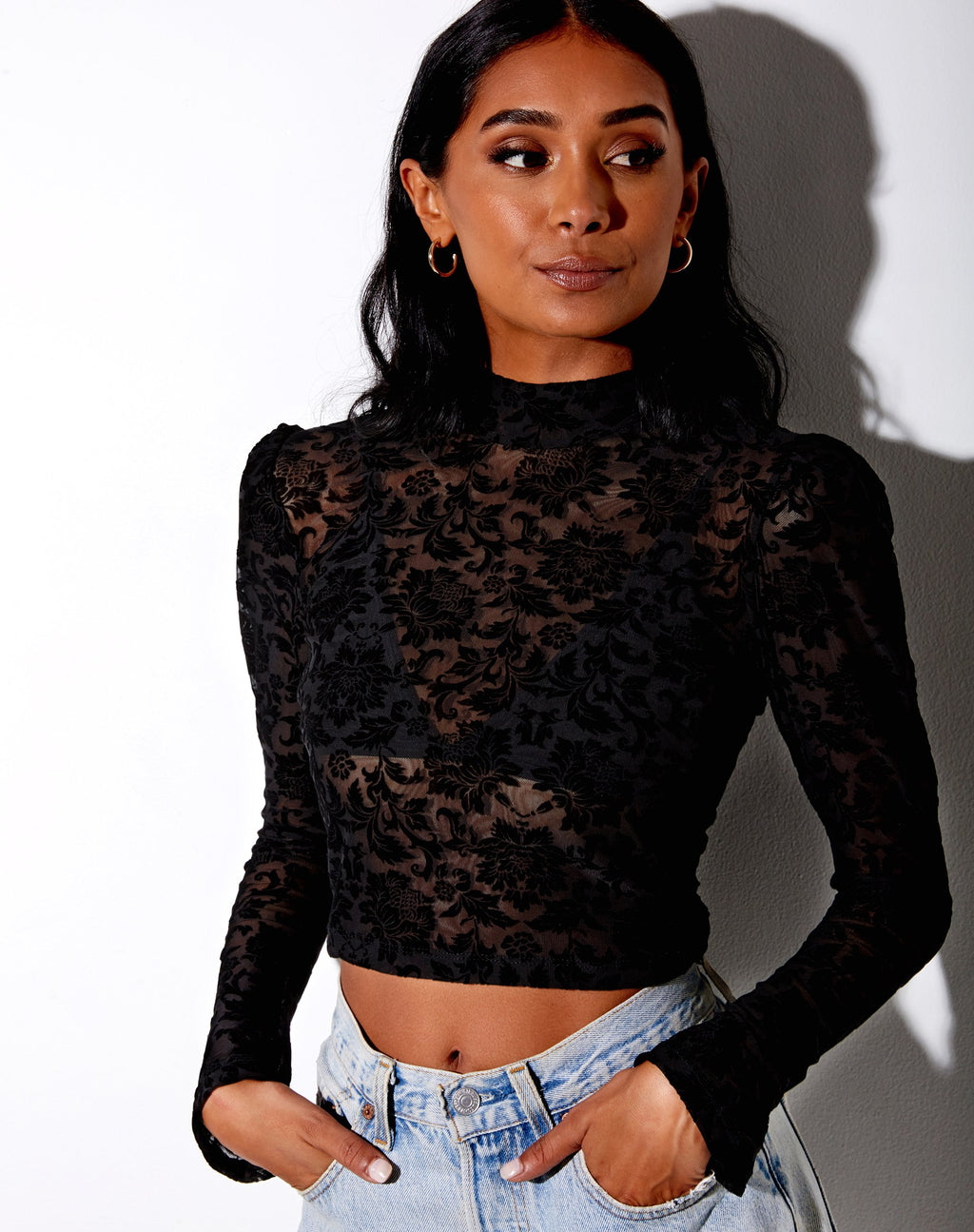 Gracy Crop Top en Brocado Rosa Flock Negro