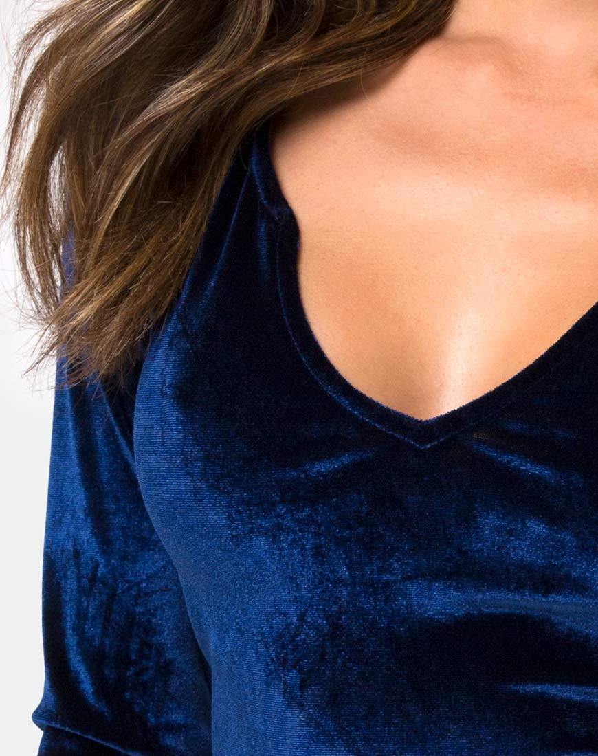 Imagen de Guan Crop Top en terciopelo azul marino