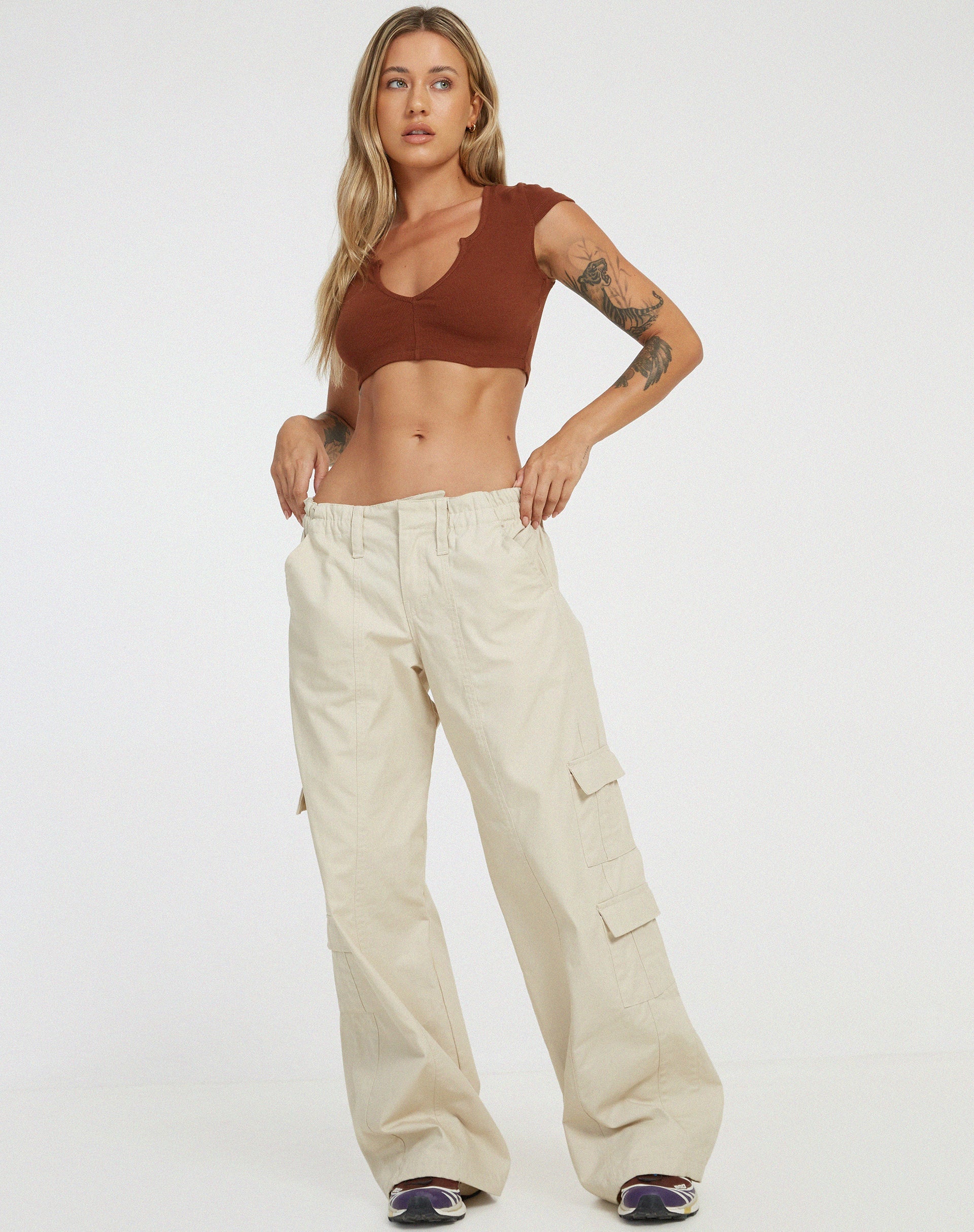 imagen de Guanna Crop Top en Marrón Oscuro