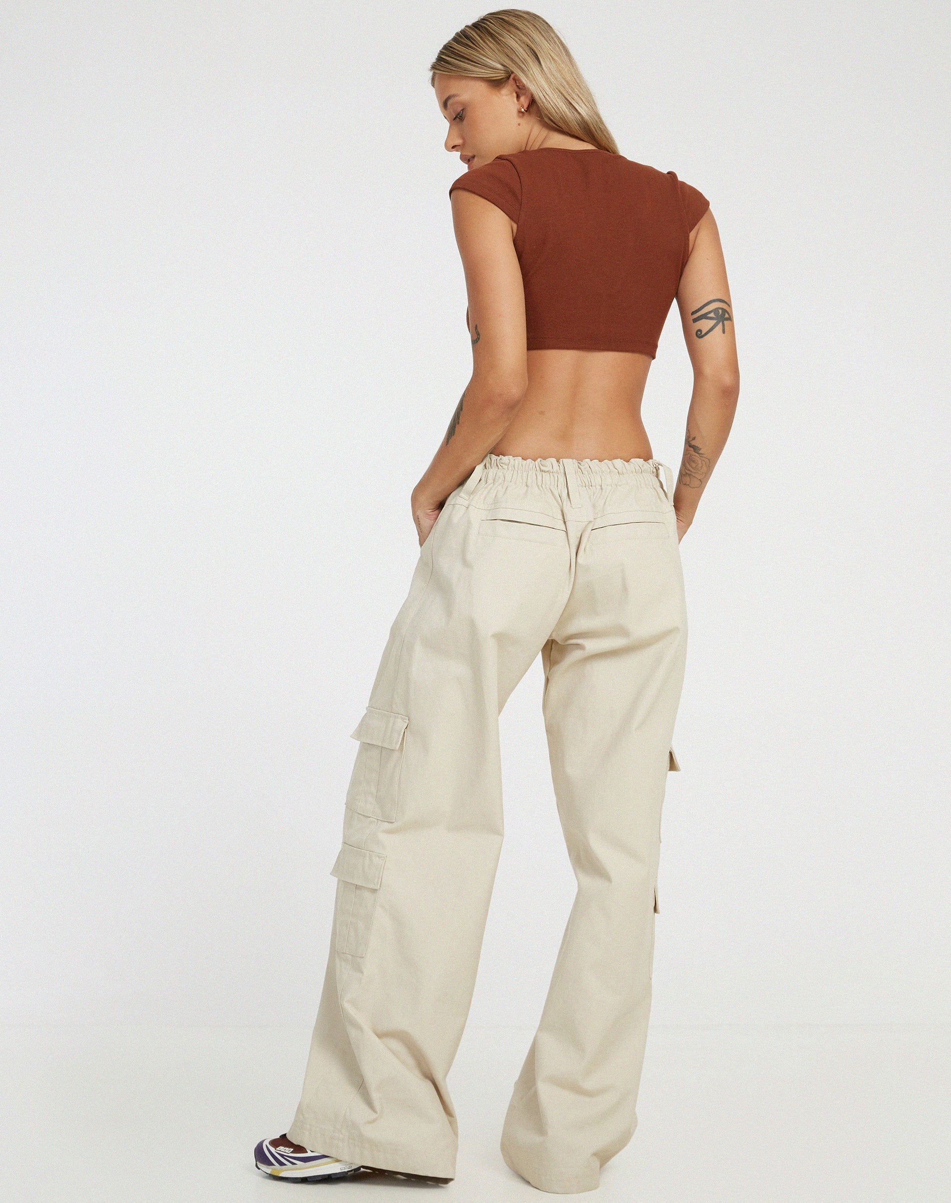 imagen de Guanna Crop Top en Marrón Oscuro