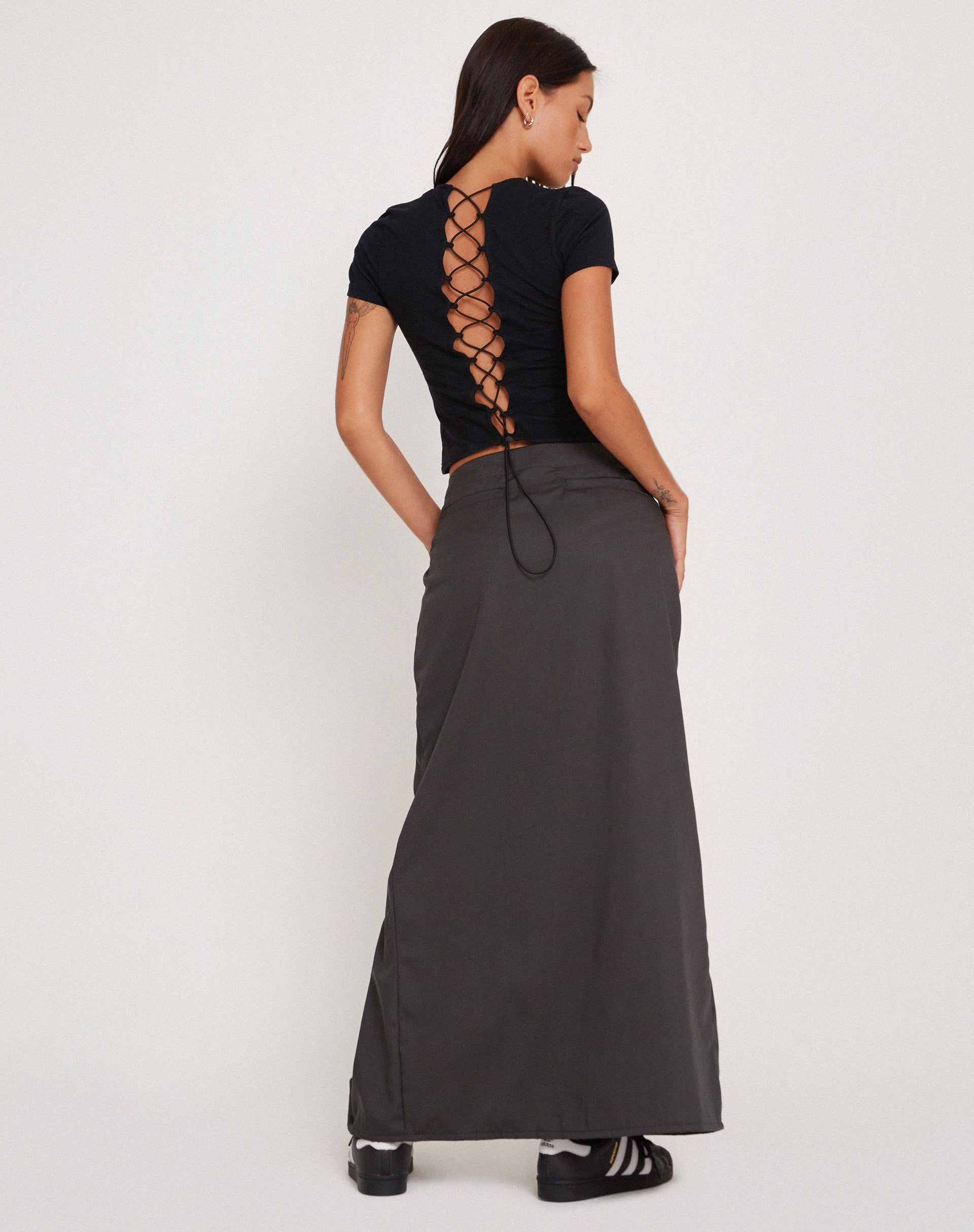 Imagen de Haisley Maxi Falda Cargo en Gris Oscuro