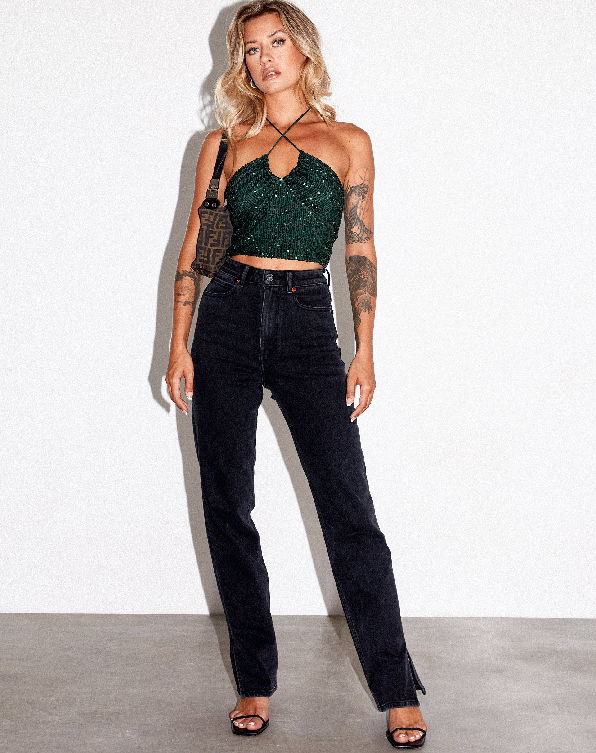 Imagen de Haltri Crop Top en Drape Sequin Forest Green