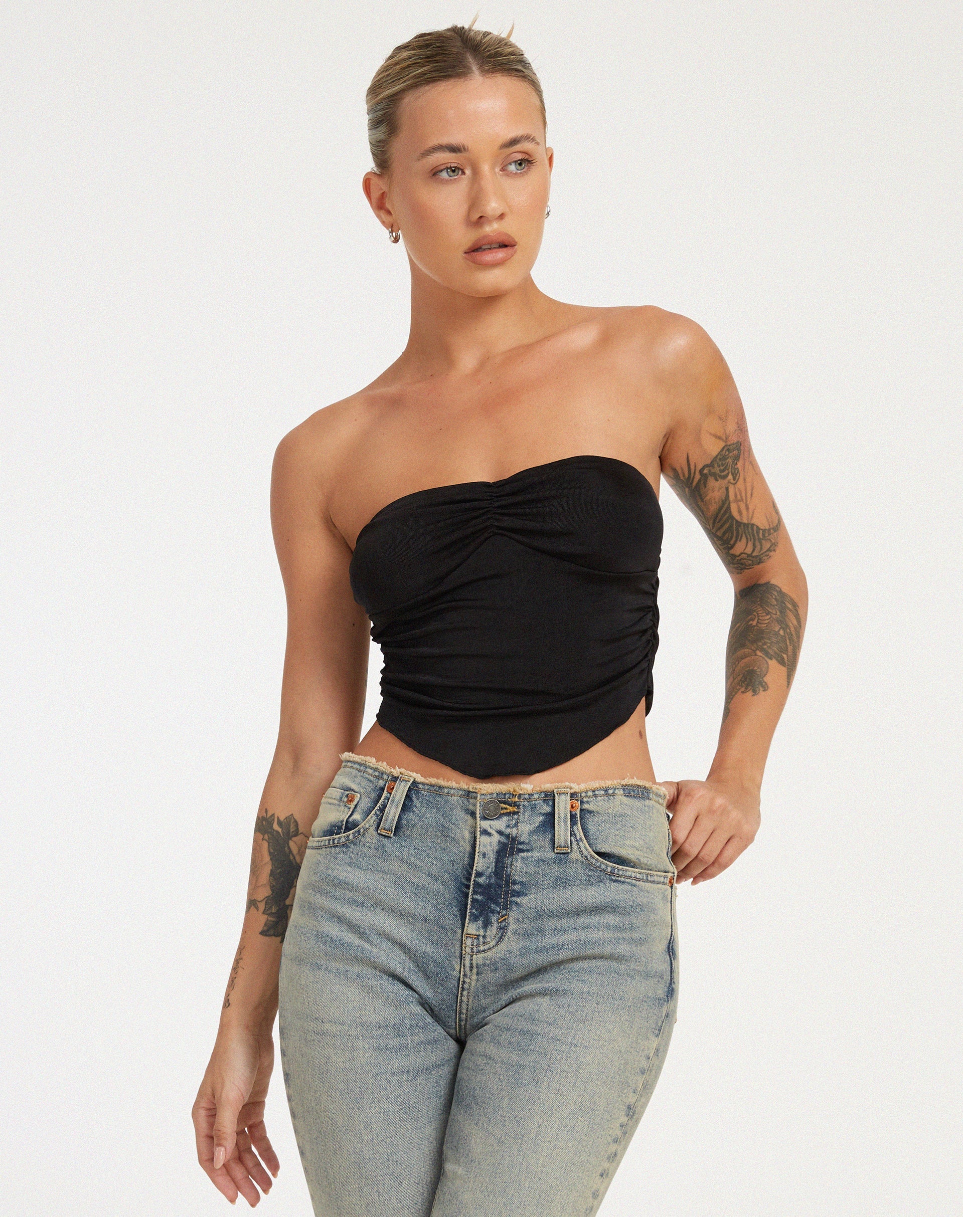 imagen de Hankru Bandeau Top en Negro