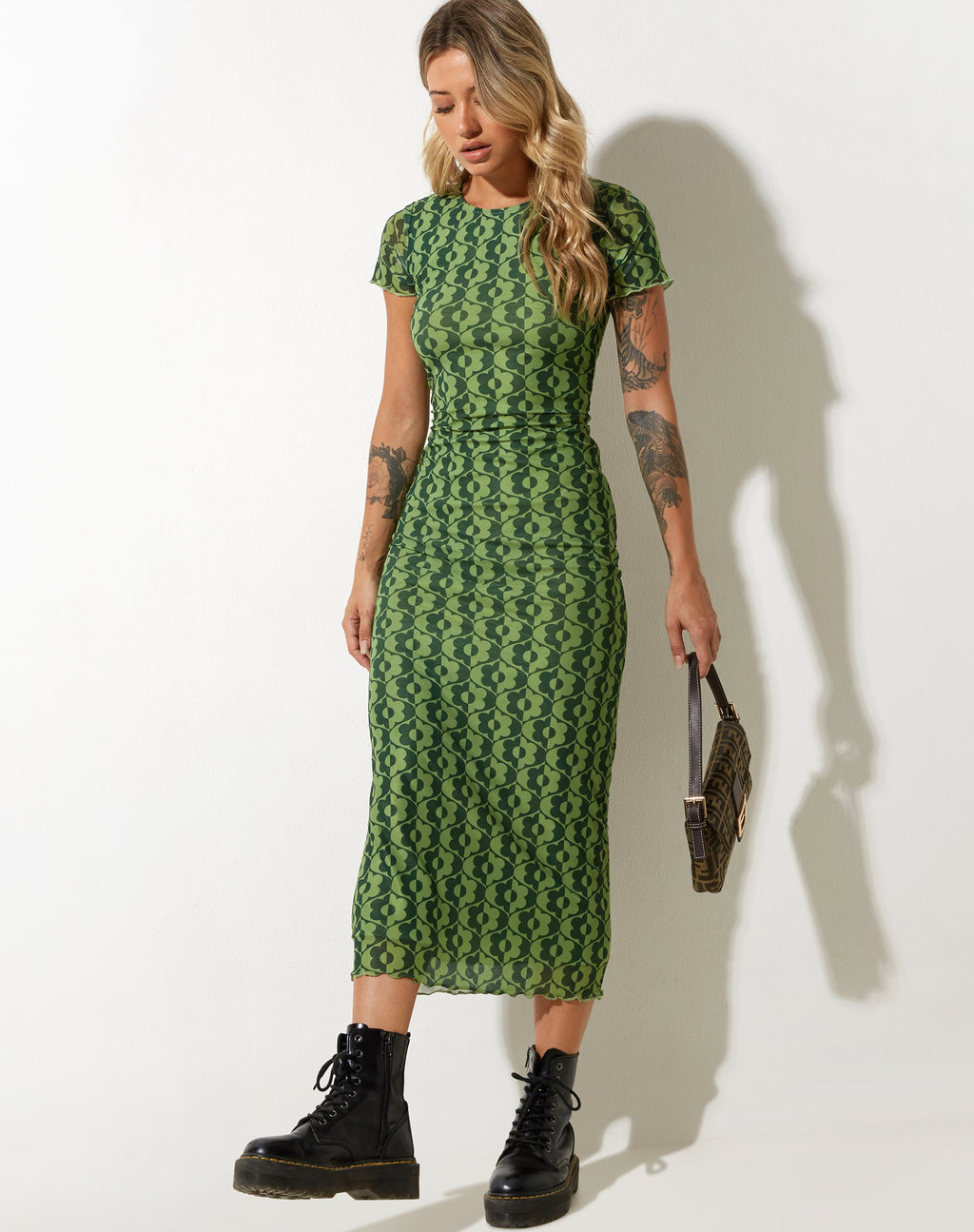 Vestido Happyella Midi en verde margarita ondulado