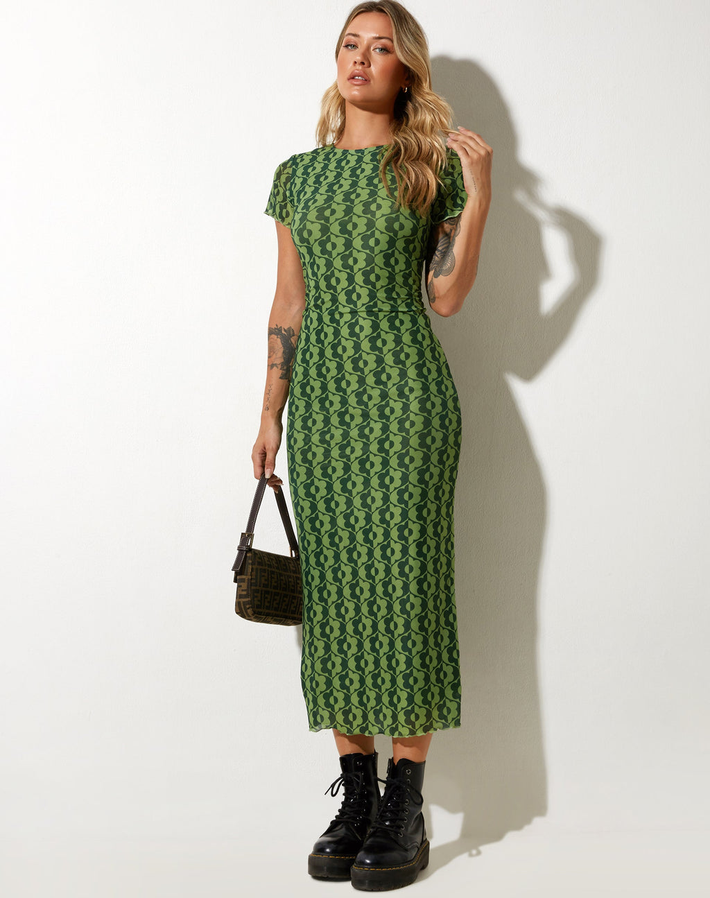 Vestido Happyella Midi en verde margarita ondulado