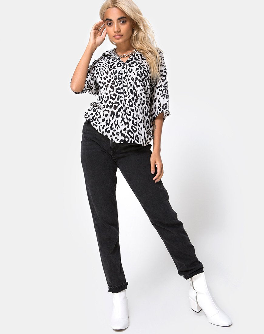 Imagen de Camisa Hawaiana en Mono Animal Gris y Blanca