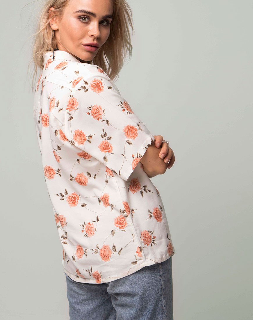 Camisa hawaiana en New Romance