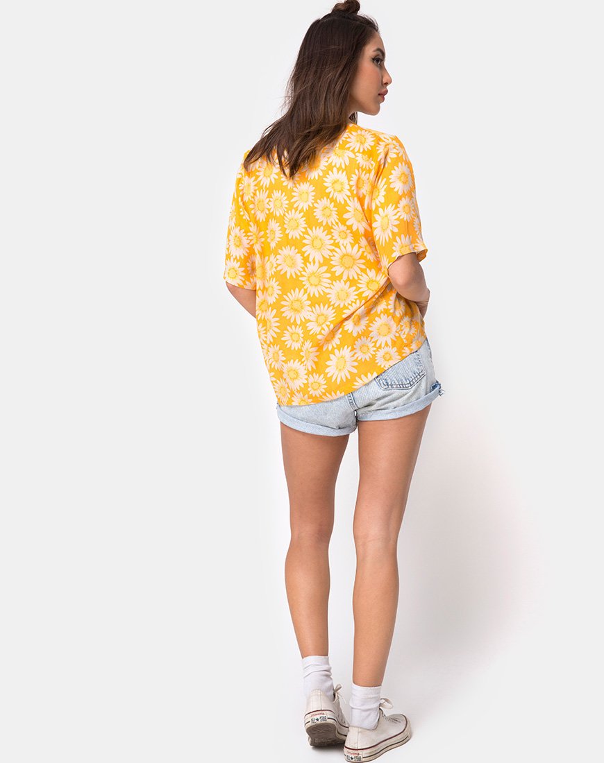 Imagen de la camisa hawaiana Sunkissed Yellow Floral