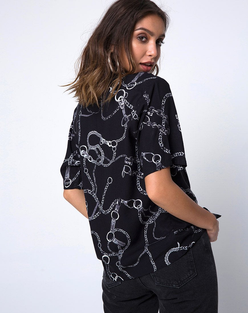 Camisa hawaiana en cadena