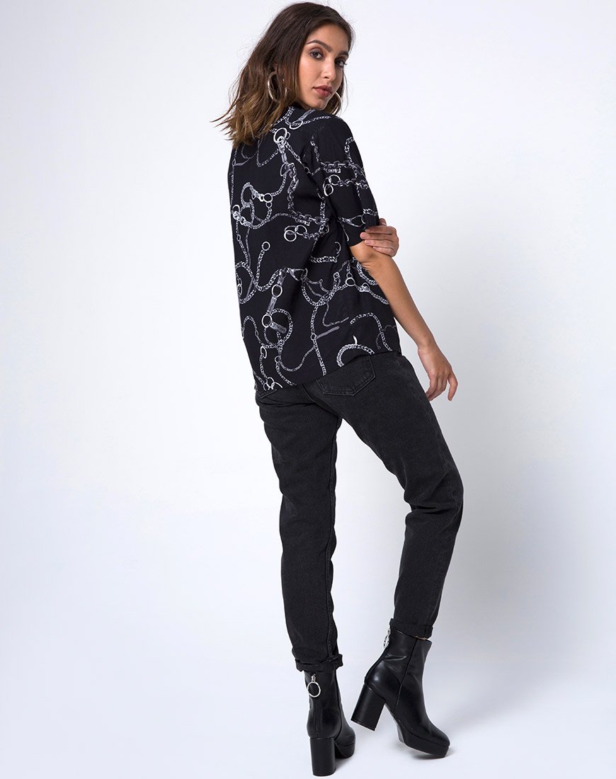 Imagen de camisa hawaiana en cadena
