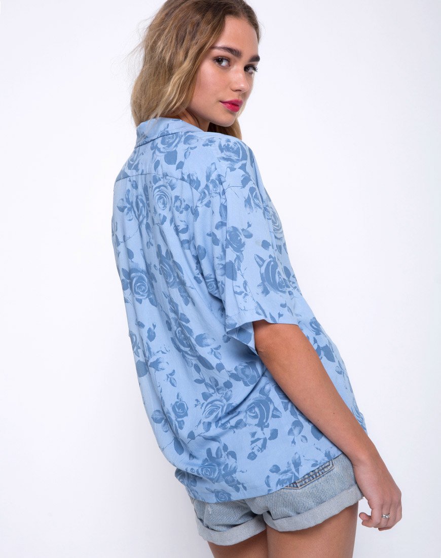 Imagen de la camisa hawaiana en rosa cielo