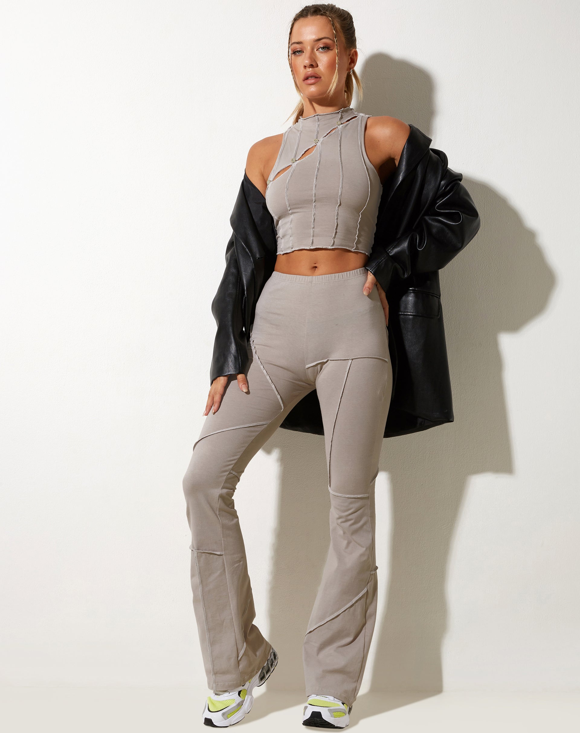 imagen de Helvy Crop Top en Lycra Oat Milk
