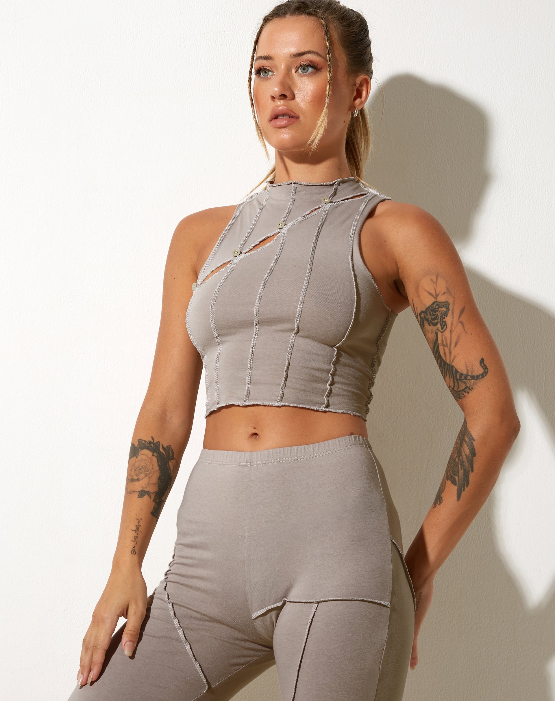 imagen de Helvy Crop Top en Lycra Oat Milk