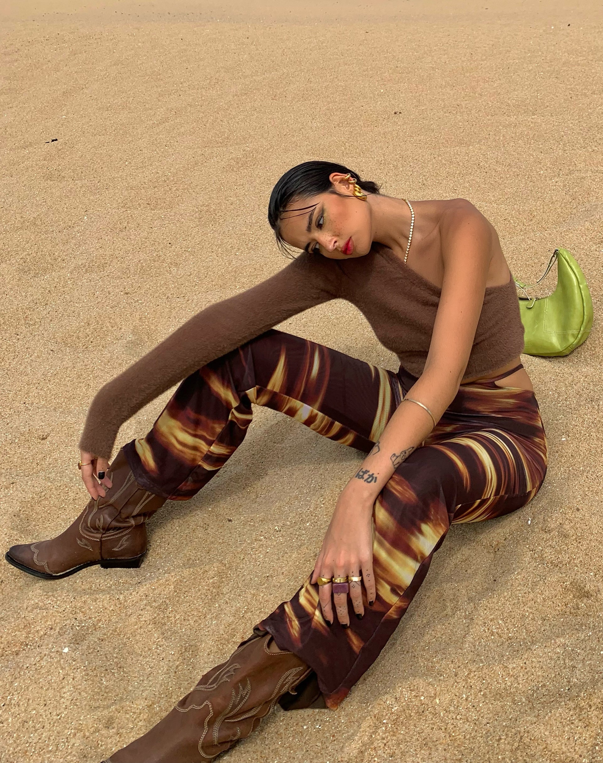 Imagen de MOTEL X IRIS Mares Flare Trouser en Bleach Drip