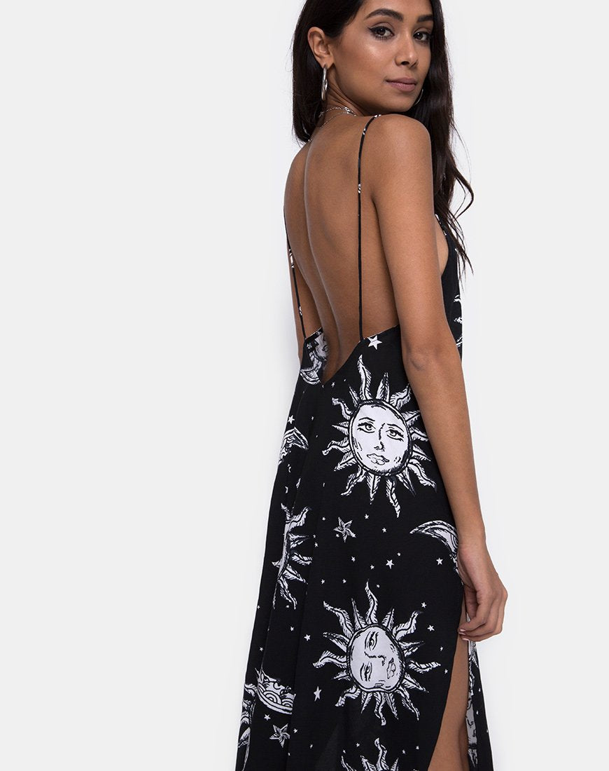 Imagen de Hime Maxi Dress in Oversize Sun Moon and Stars
