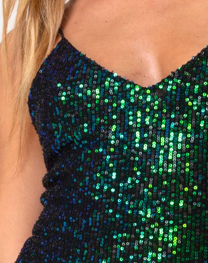 Imagen de Humia Vestido midi en red drapeado lentejuelas verde irisado