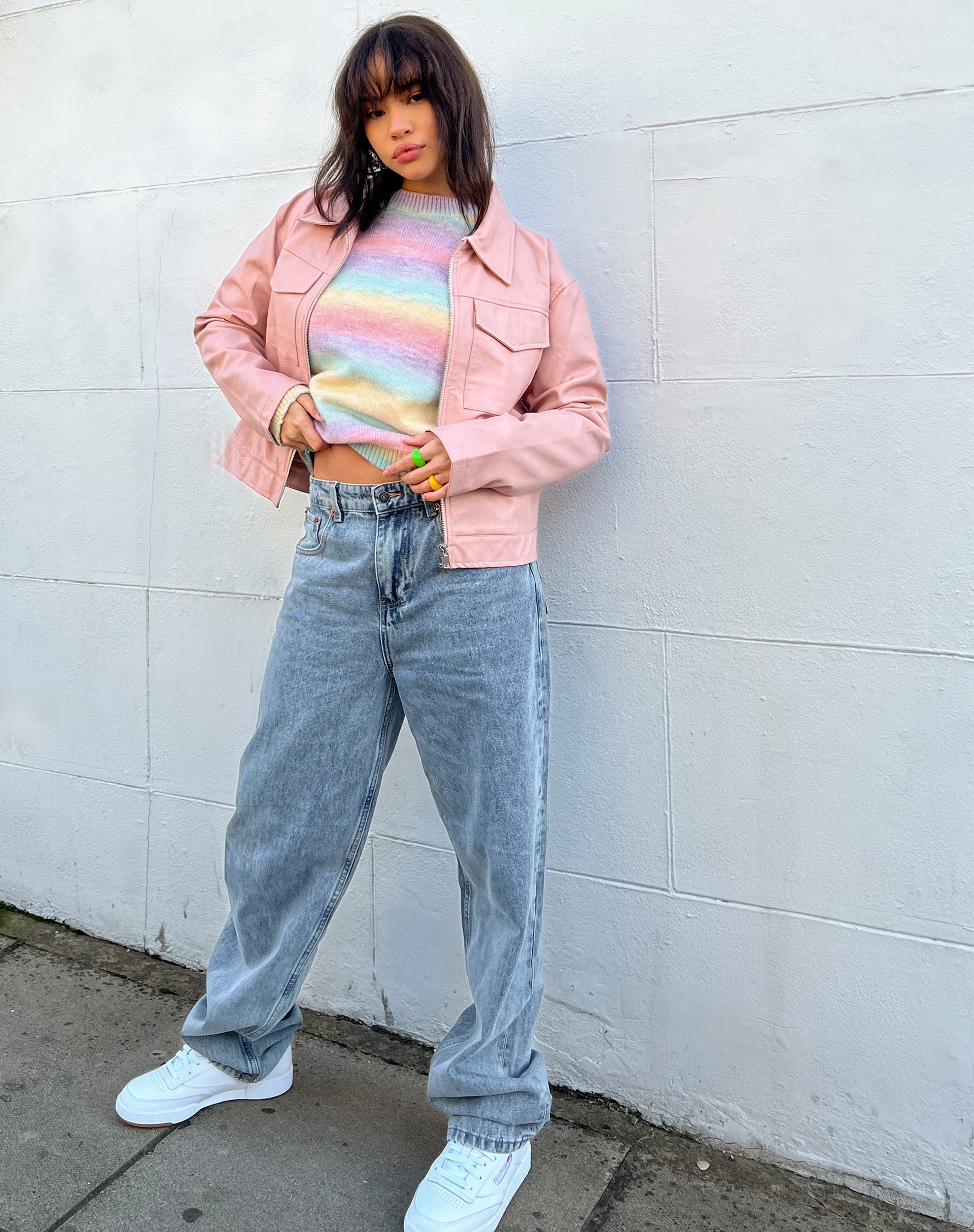 imagen de la chaqueta Natara en PU rosa suave