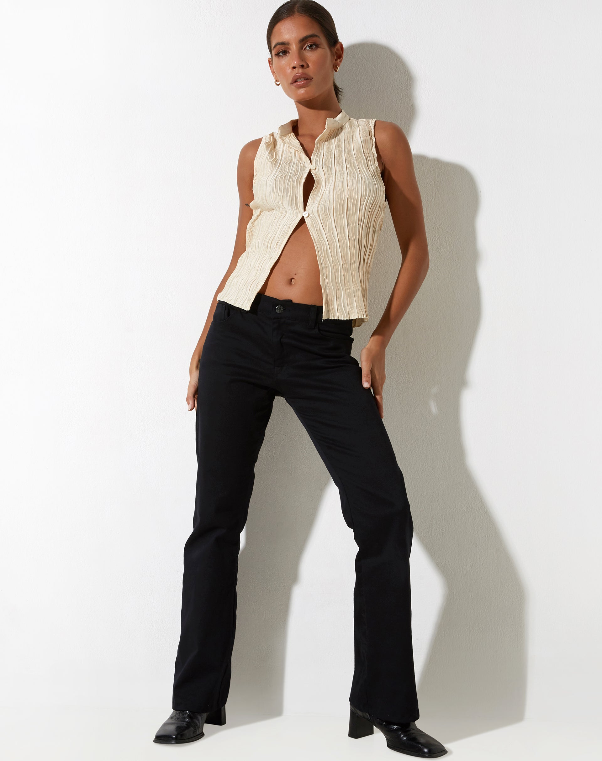 imagen de Inara Top en Crinkle Ivory