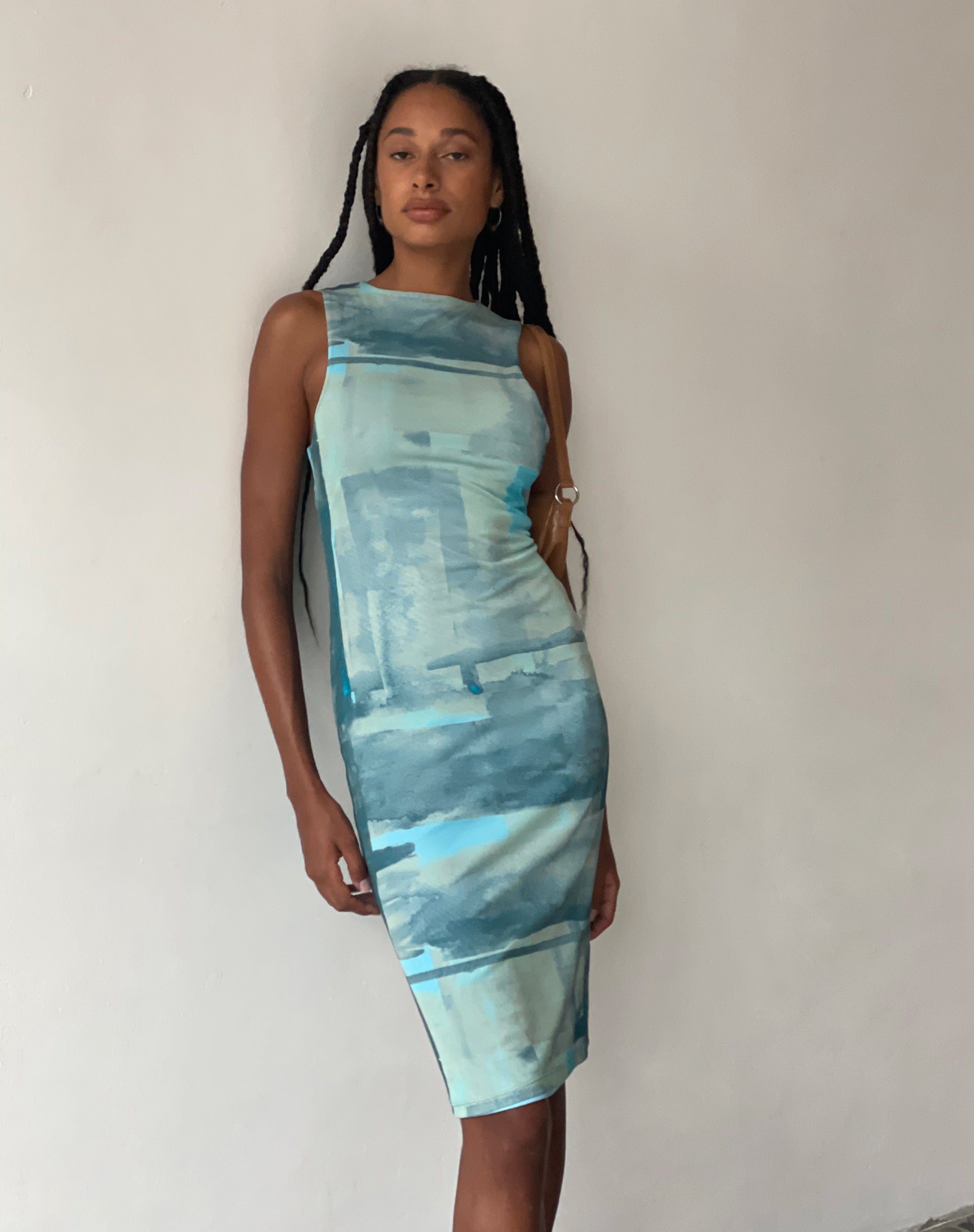 Image of MOTEL X JACQUIE Vestido Indie Midi en Malla Verde y Azul Abstracto Pincel