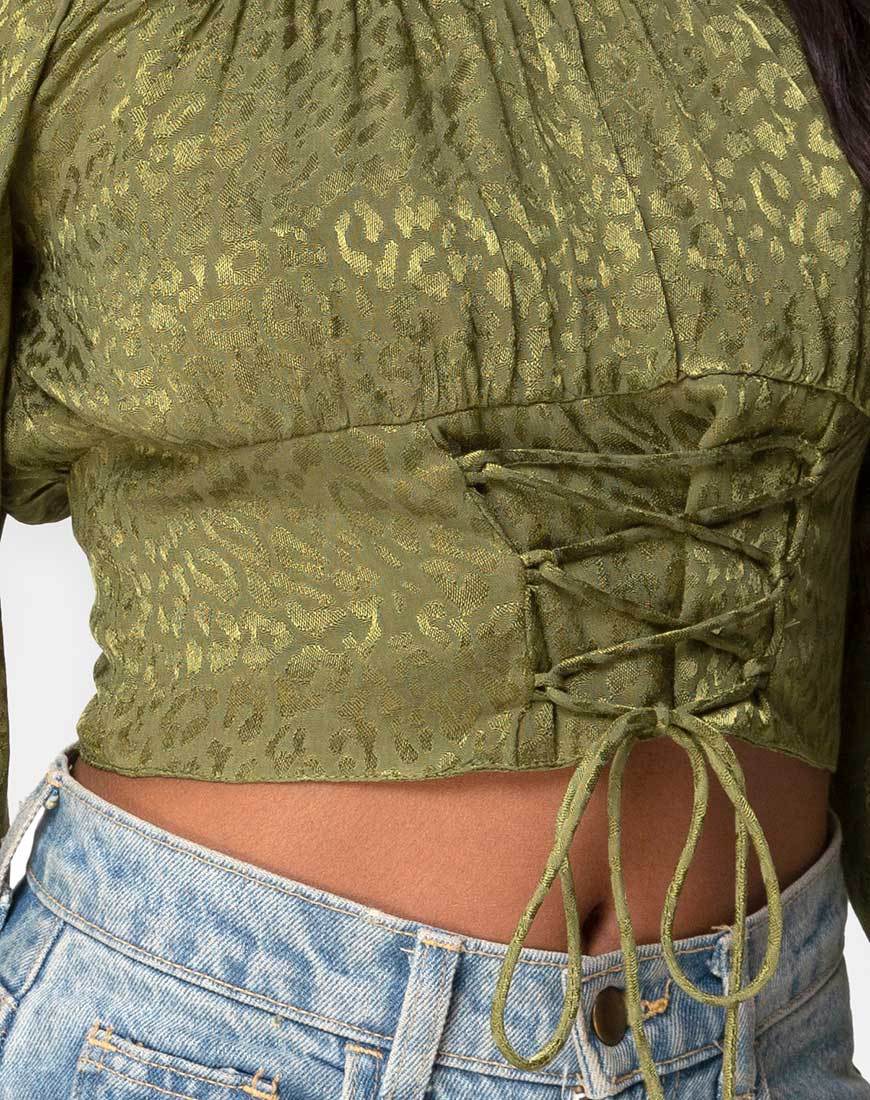 Imagen de Iris Crop Top en satén Cheetah caqui