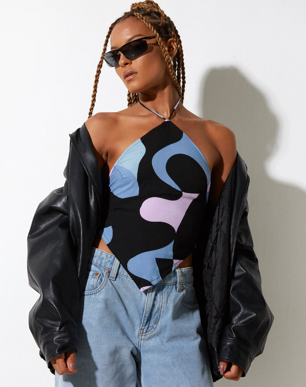 Top Jaira en morado abstracto