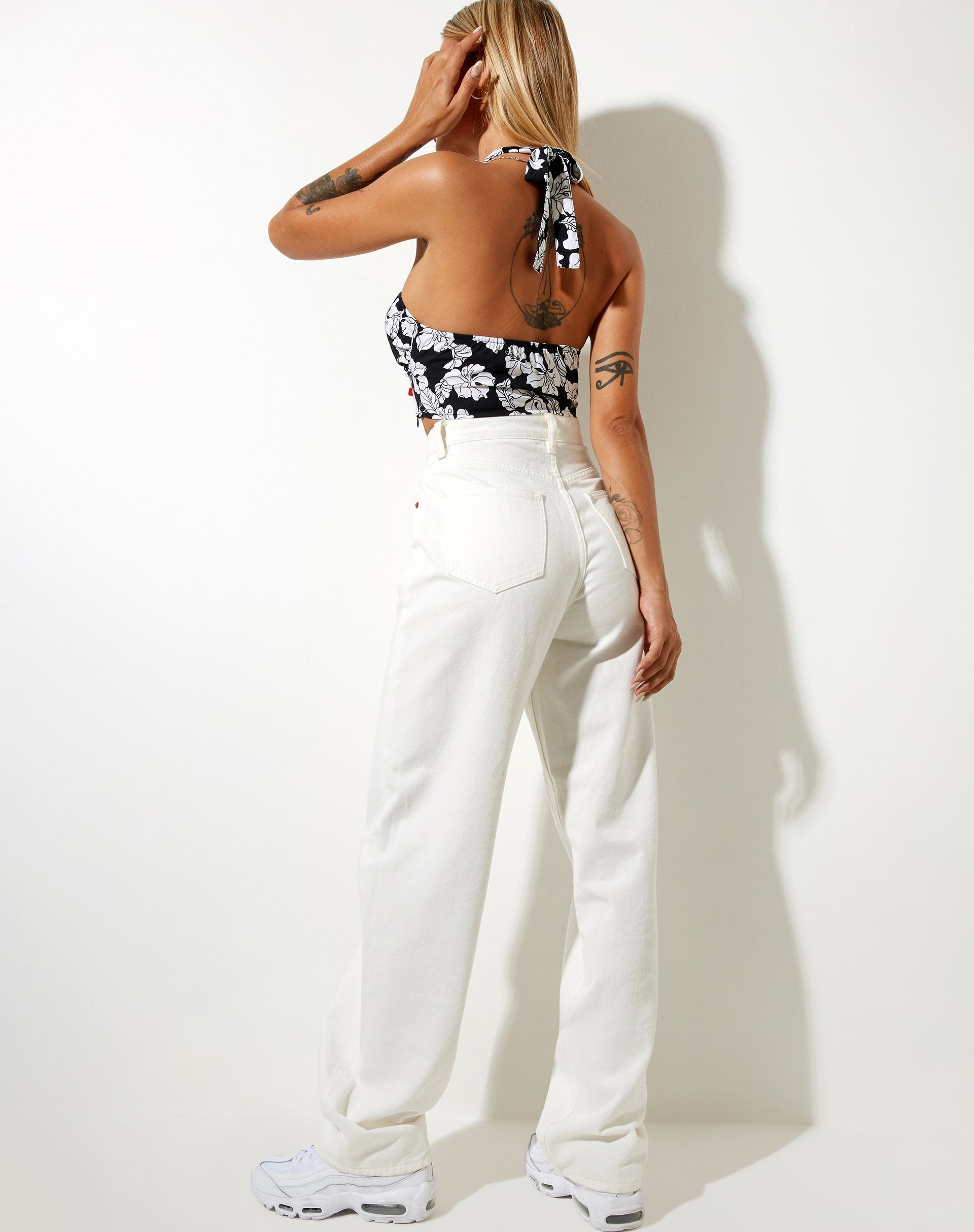 Imagen de Jalva Crop Top en Vacaciones Blanco y Negro