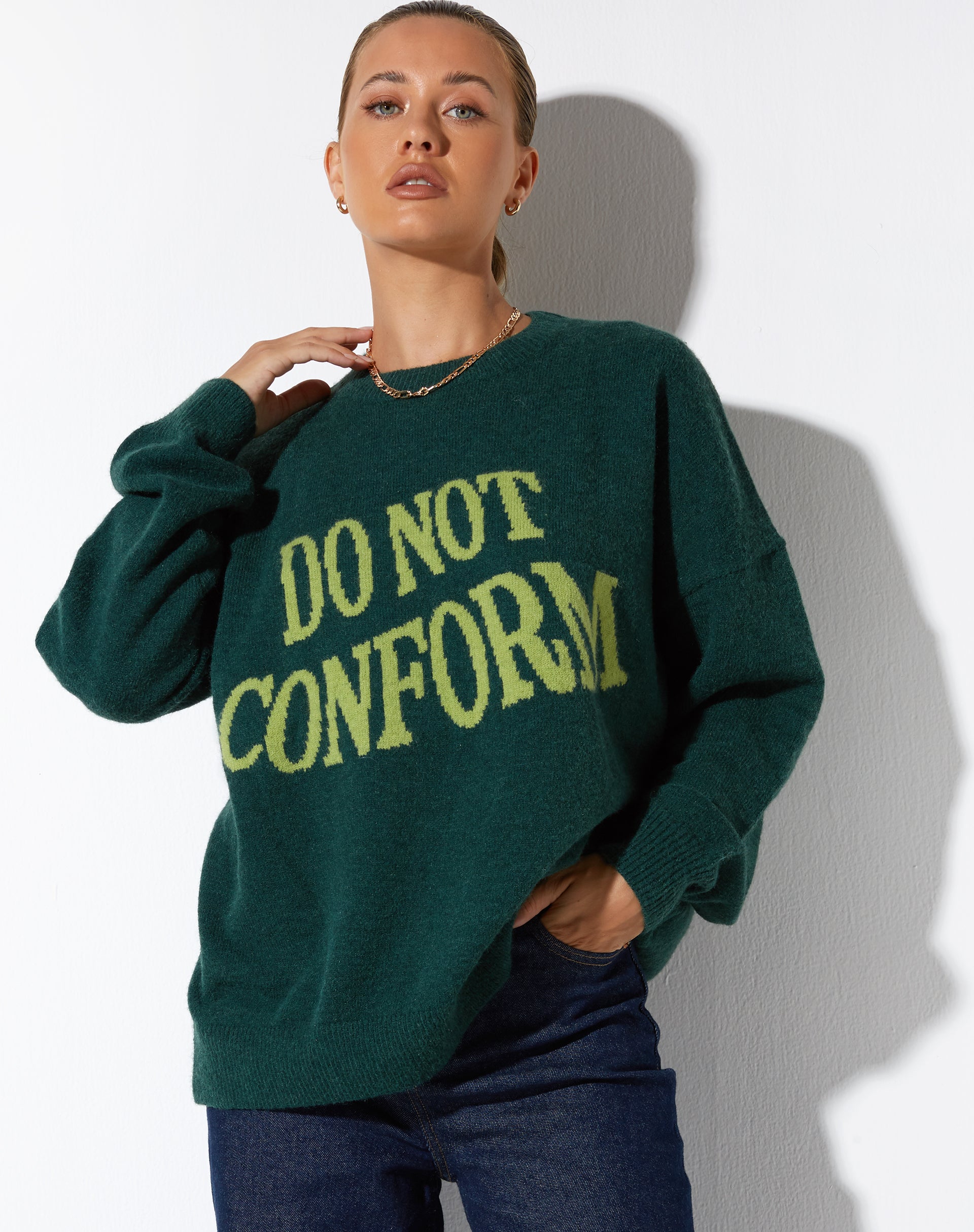 imagen de Jamin Jumper en Verde 'Do Not Conform'