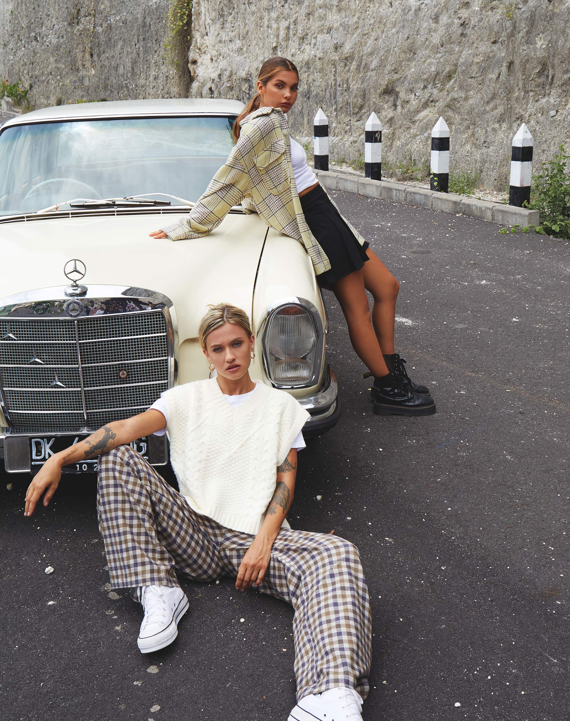 Imagen de Yeva Pantalones en 40s Check Tan