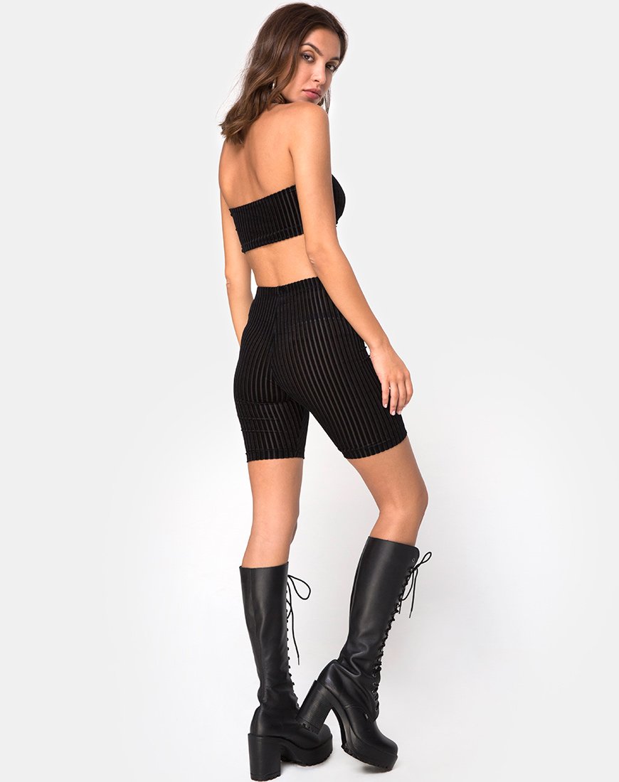 Image of Pantalón corto de terciopelo a rayas negro X Princess Polly