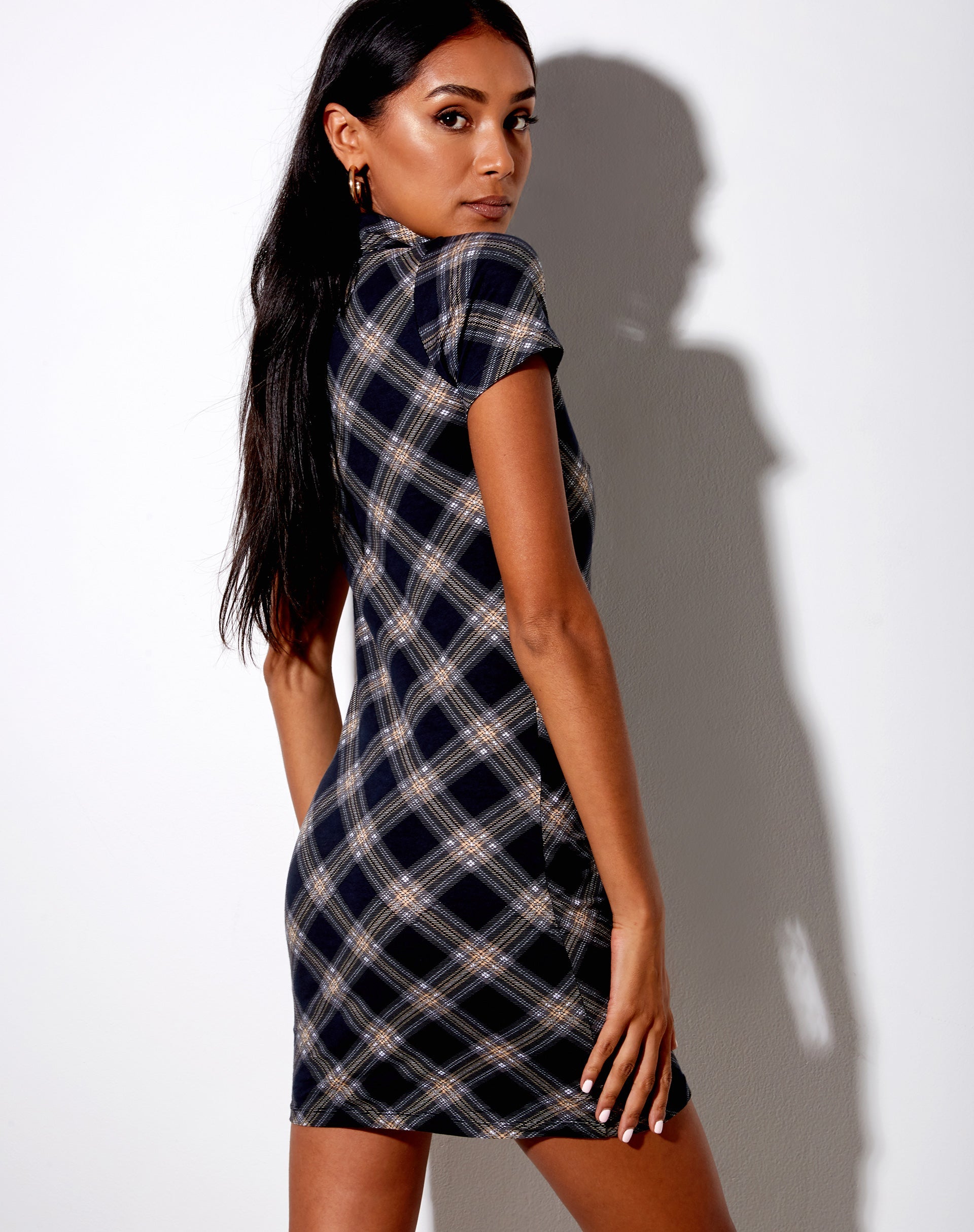 Imagen de Jeeves Vestido camiseta años 20 Negro y Gris