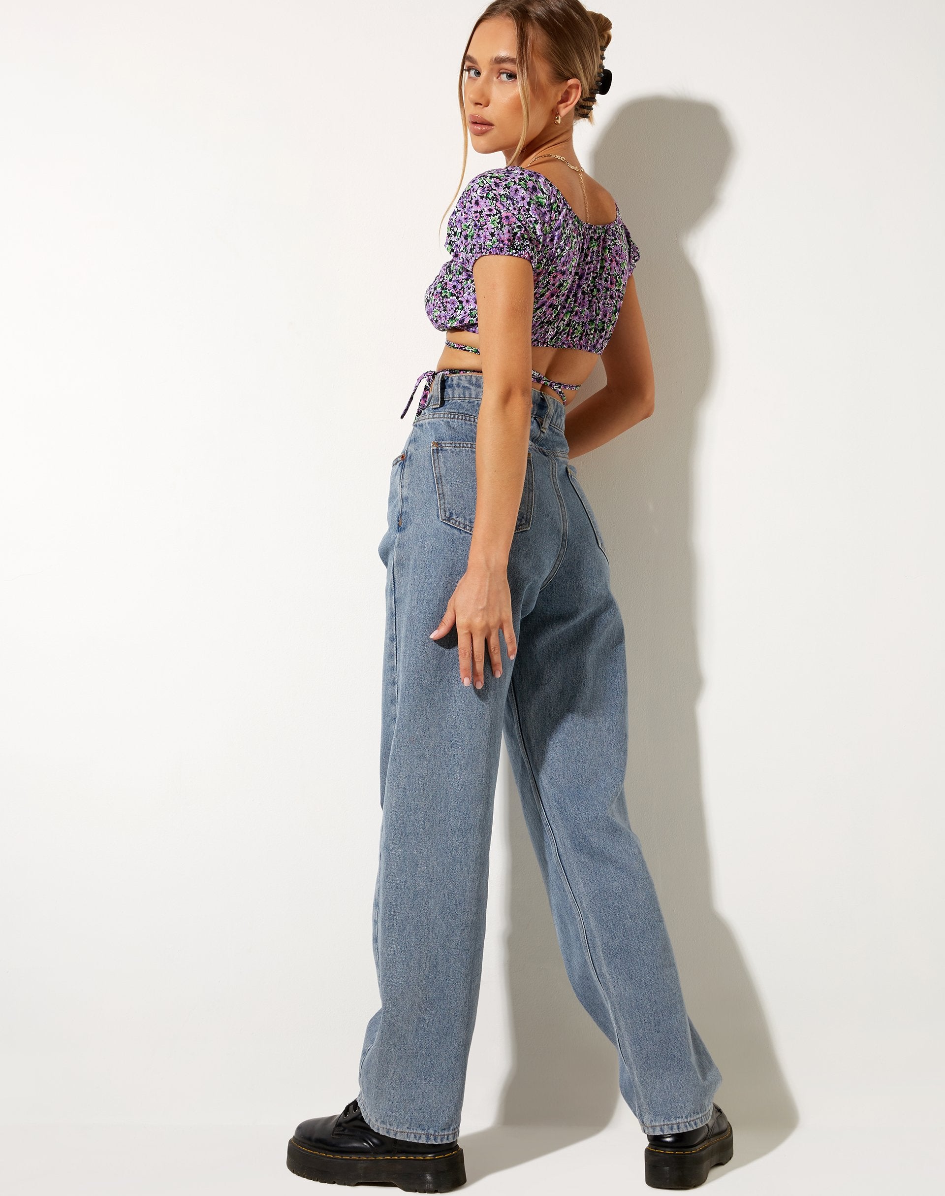 Imagen de Jiena Crop Top en Flor de Lila