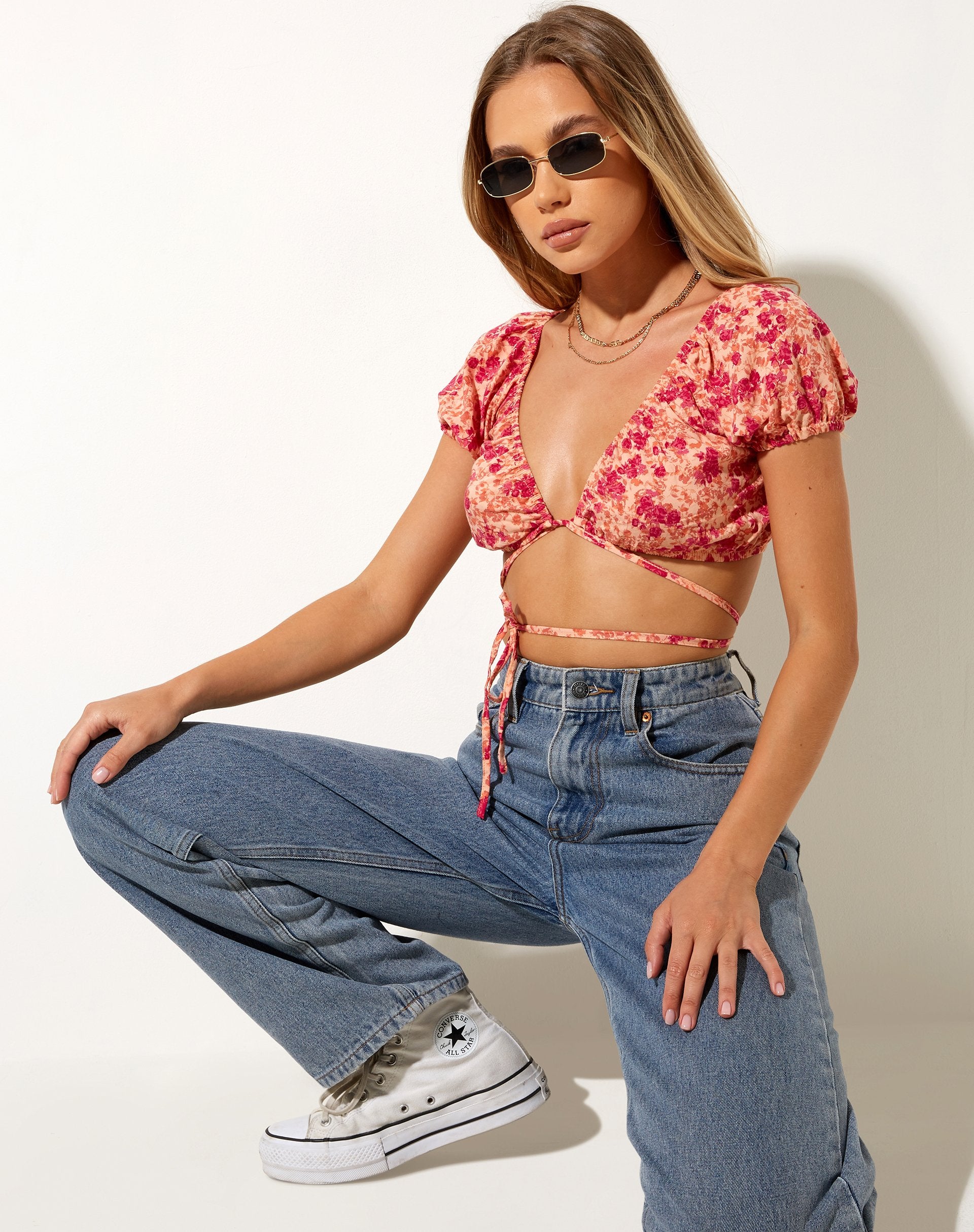 Imagen de Jiena Crop Top en Dark Wild Flower Cantaloupe